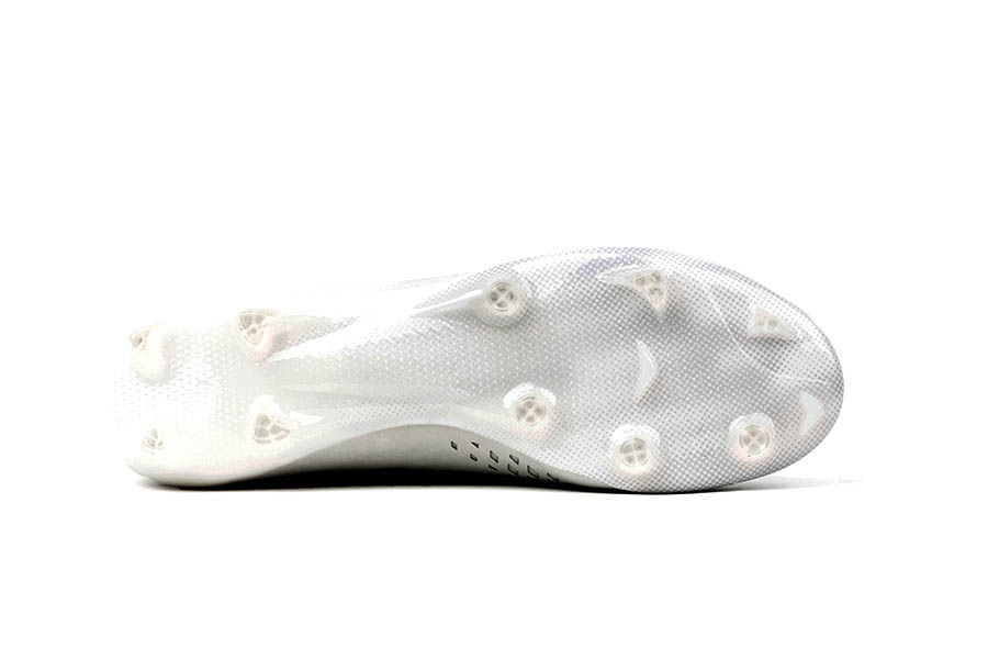 81388U-HPU UMBRO VELOCITA IV PRO FG WHITE / PLUM / NIMBUS CLOUD