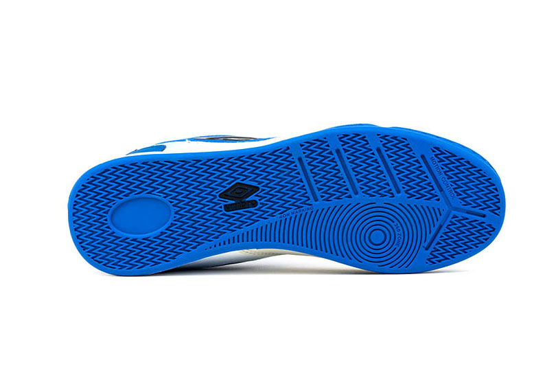 81566U-HL5 UMBRO CHALEIRA II LIGA WHITE / BLACK / REGAL BLUE