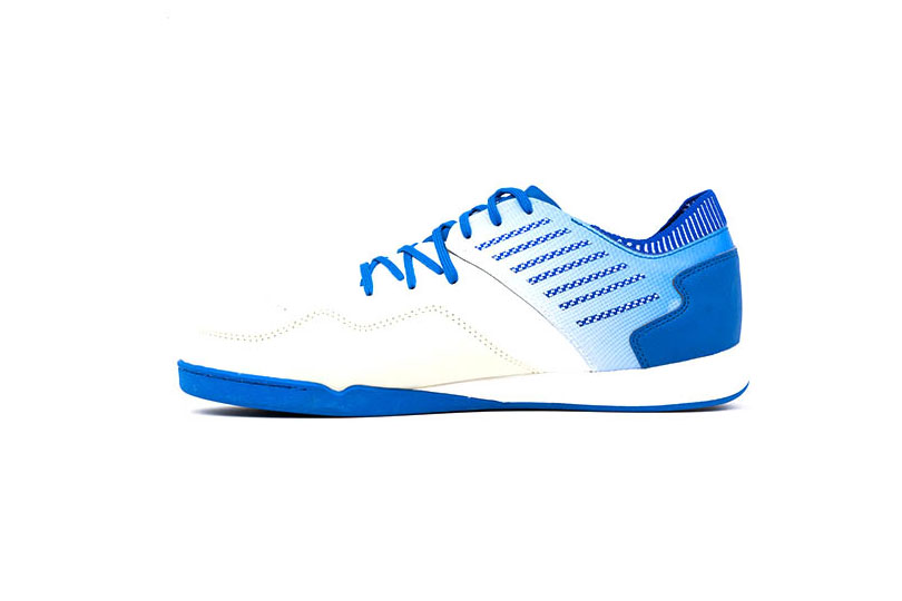 81623U-HL5 UMBRO CHALEIRA II PRO - JNR WHITE / BLACK / REGAL BLUE