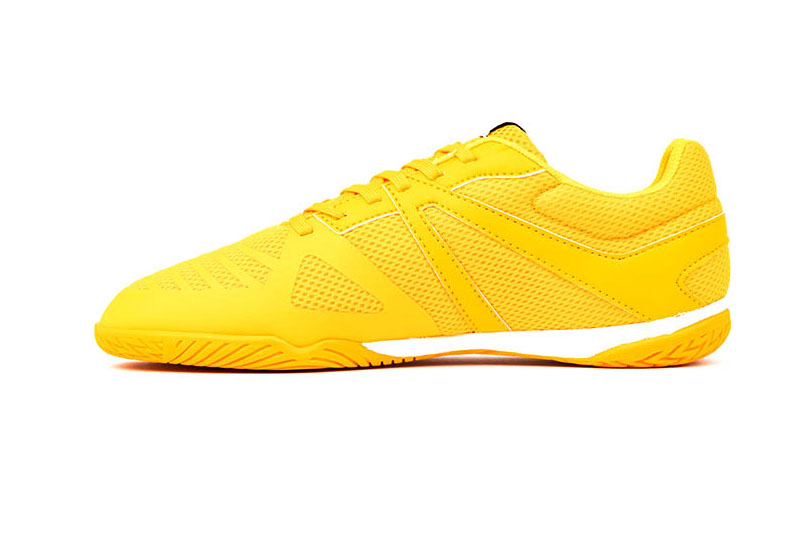 81574U-HL8 UMBRO VISION II LIGA ZINNIA / BLACK