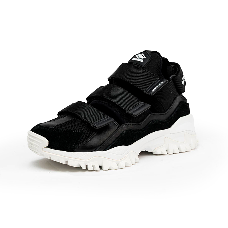40339U-090-UMBRO FIERA - WMNS BLACK / WHITE