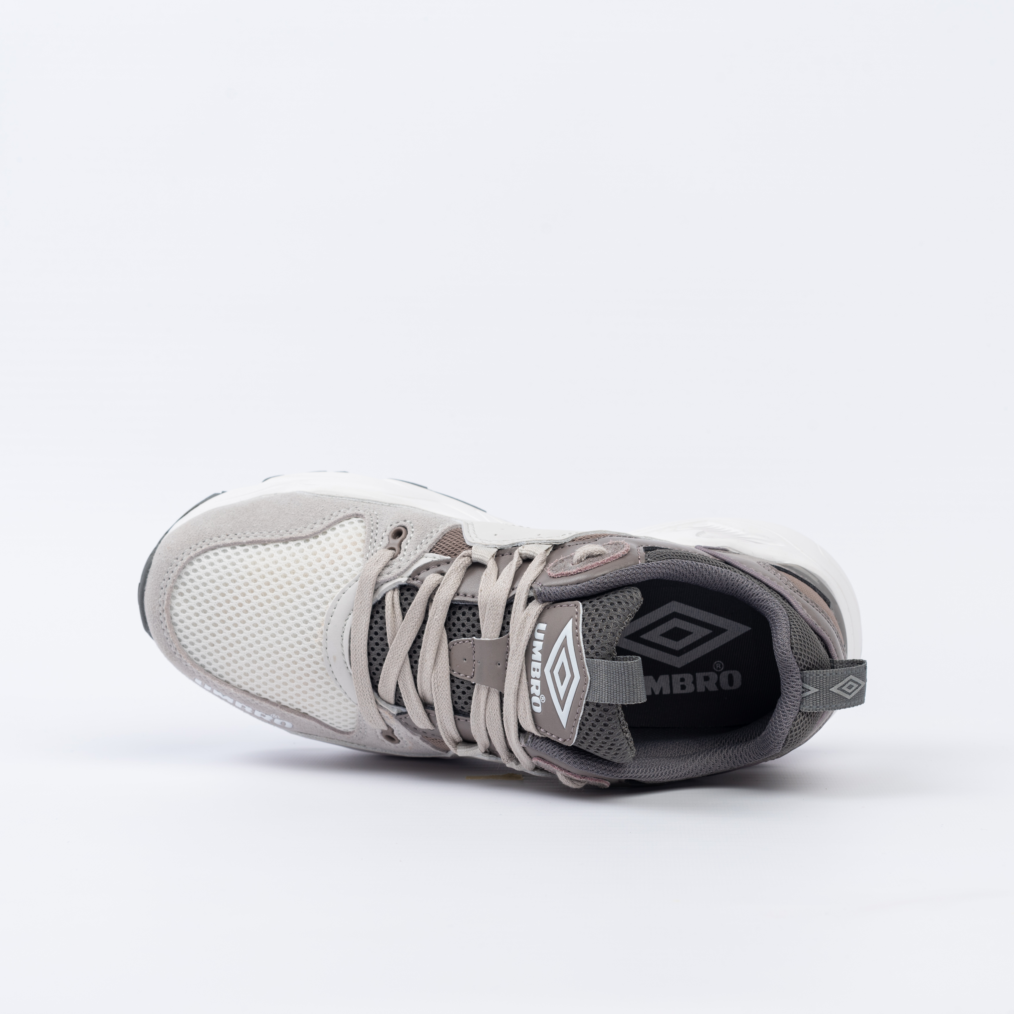 UMBRO RUN M LE NIMBUS CLOUD / WHITE / CINDER