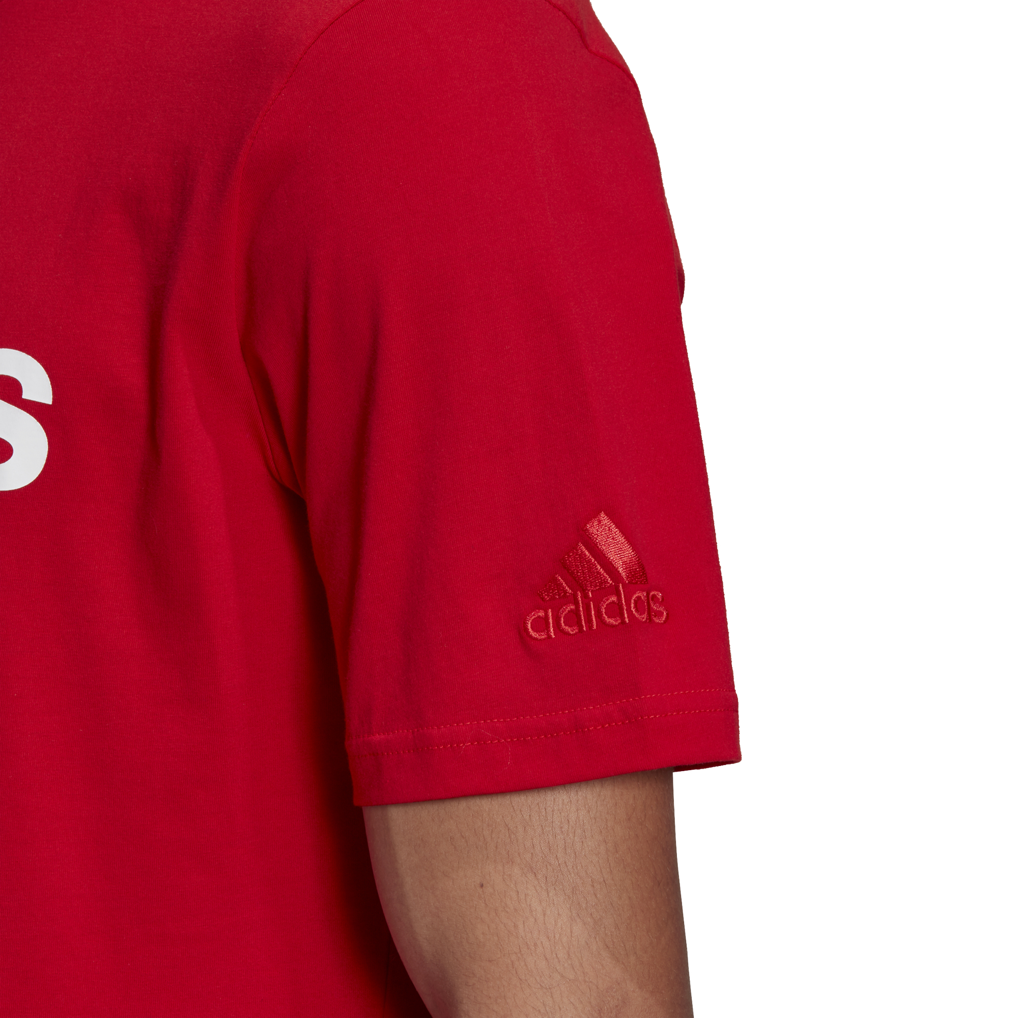 ESSENTIALS T-SHIRT