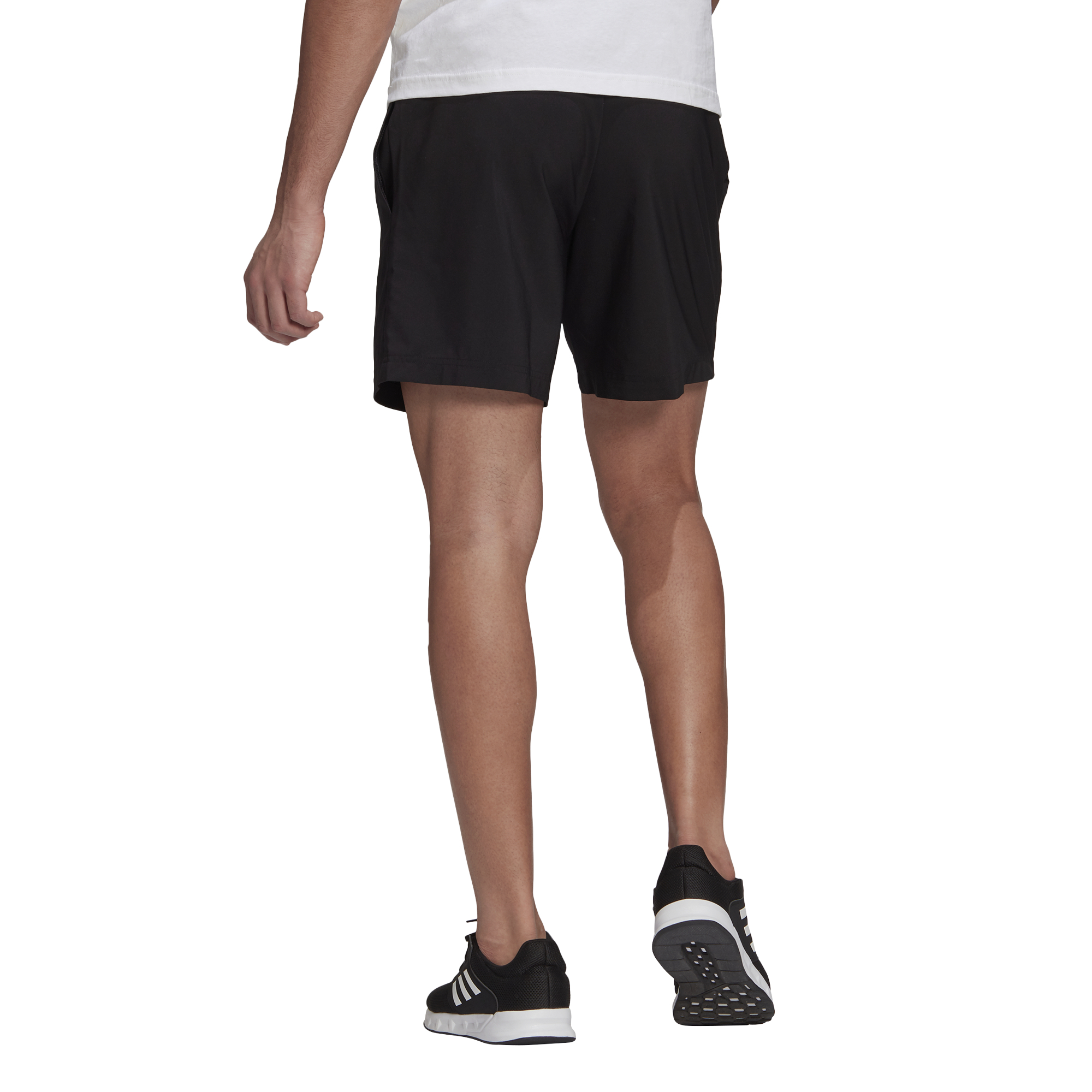 ESSENTIALS CHELSEA SHORT