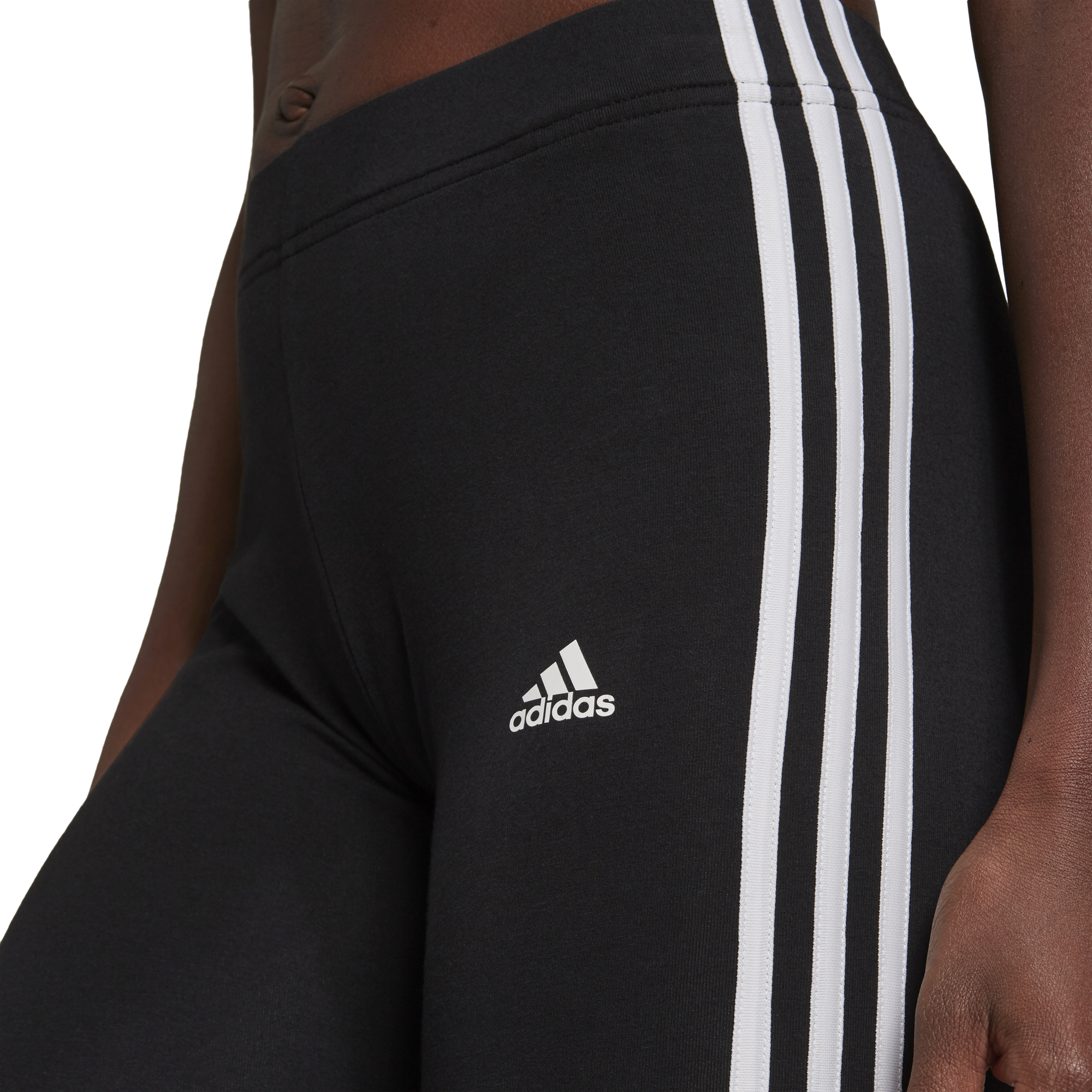 ESSSENTIALS BIKE SHORTS