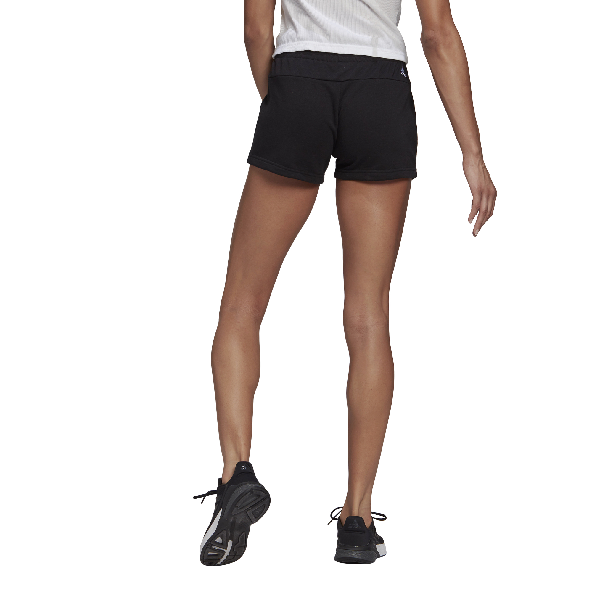 ESSENTIALS SLIM SHORTS