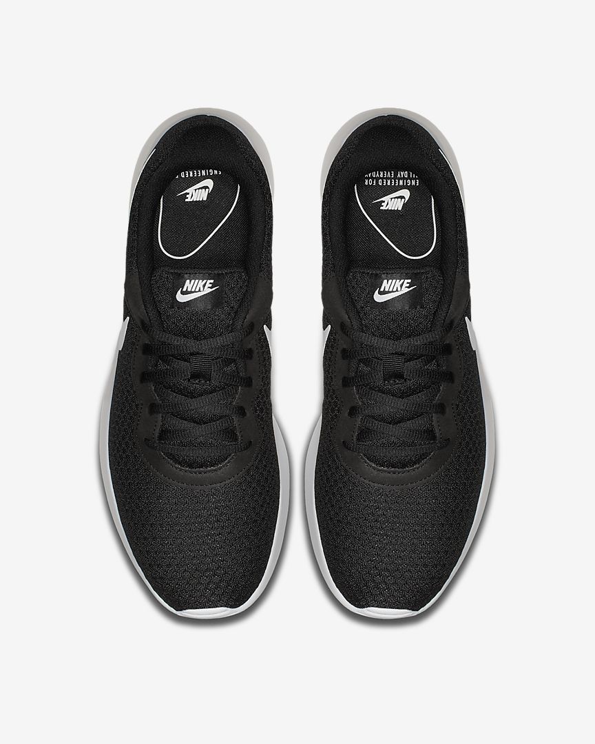 NIKE TANJUN