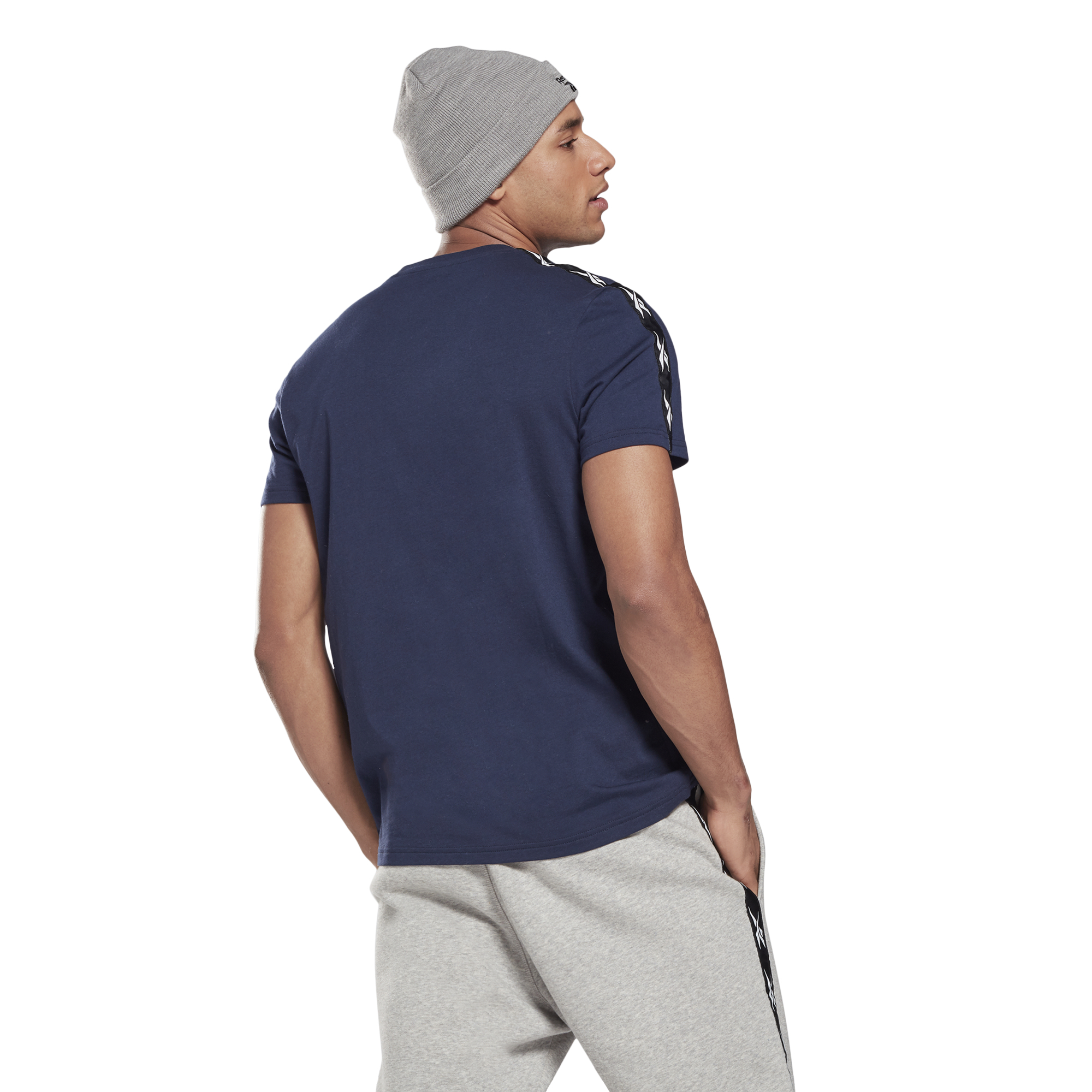 TRAINING ESSENTIALS TAPE TEE