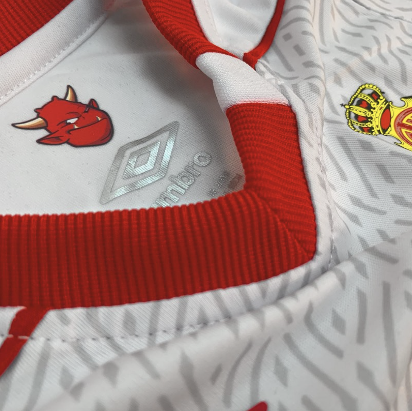 RCD MALLORCA AWAY'20 MINI KIT BEBE