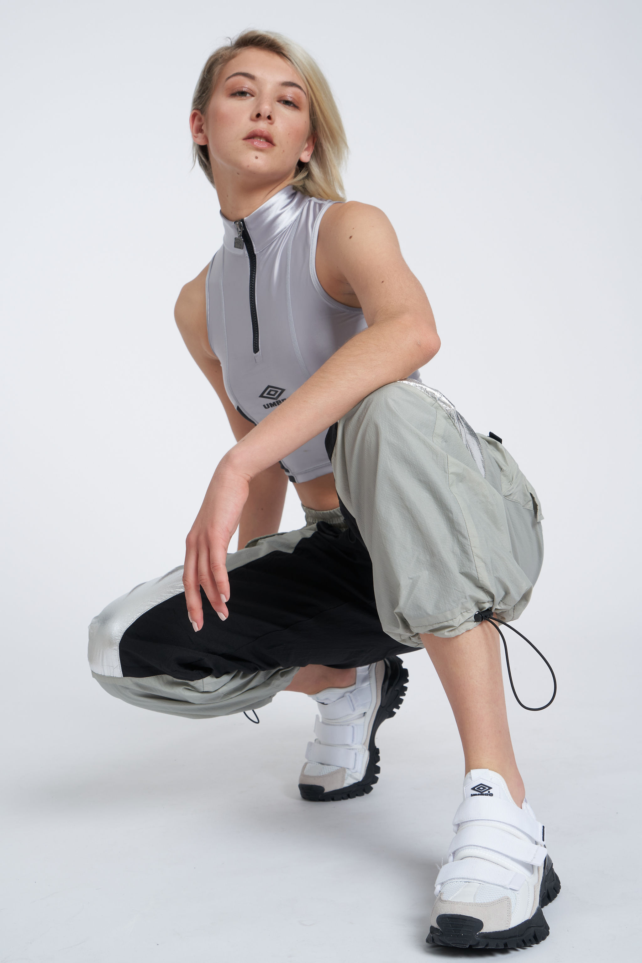 UMBRO REFLECTIVE TECH PANT - WMNS MIST / BLACK / REFLECTIVE