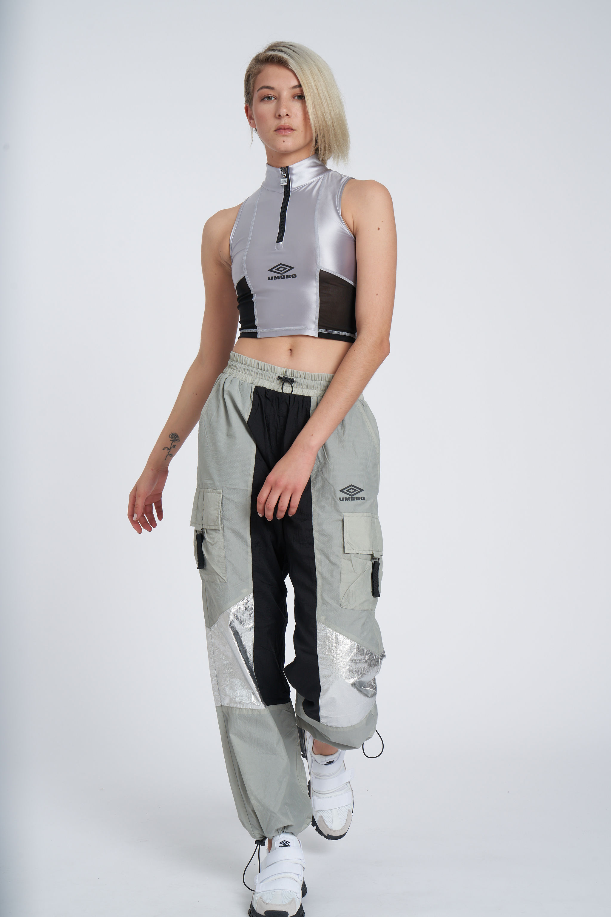 UMBRO REFLECTIVE TECH PANT - WMNS MIST / BLACK / REFLECTIVE