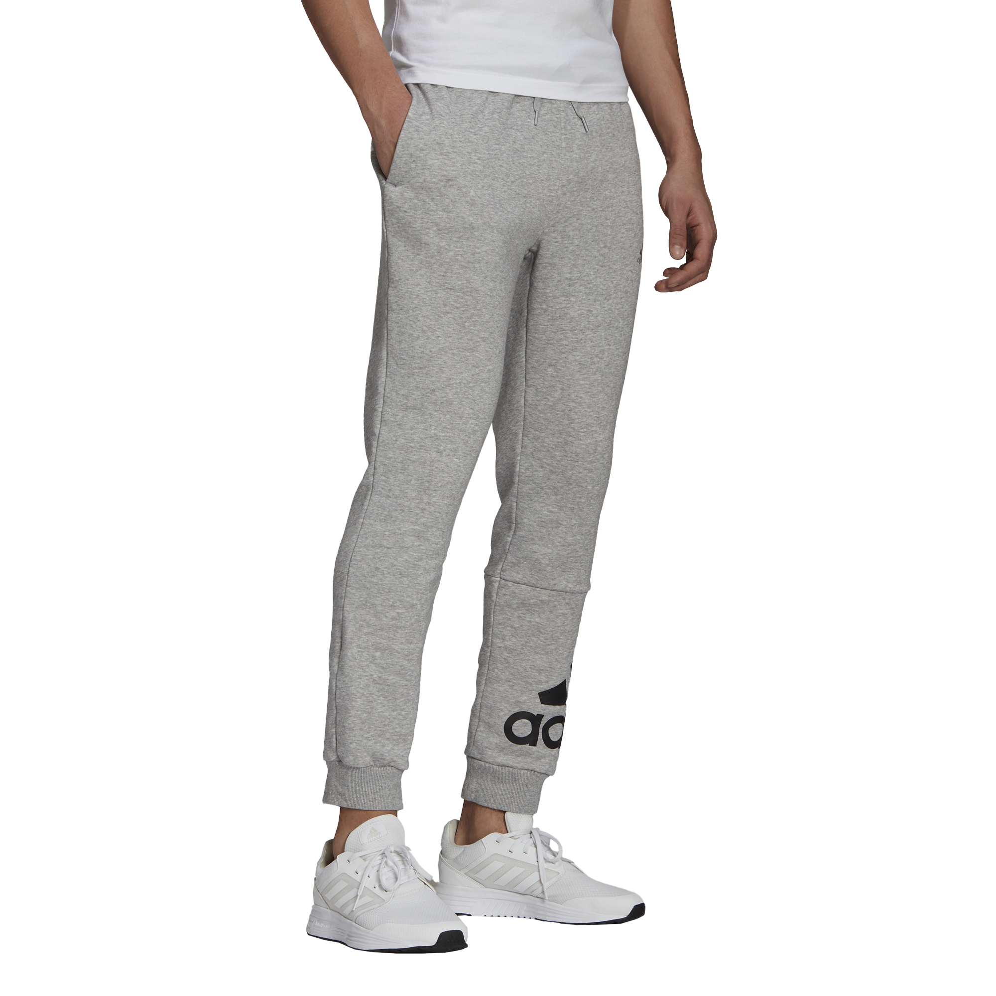 ESSENTIALS TAPERED CUFF LOGO PANTS