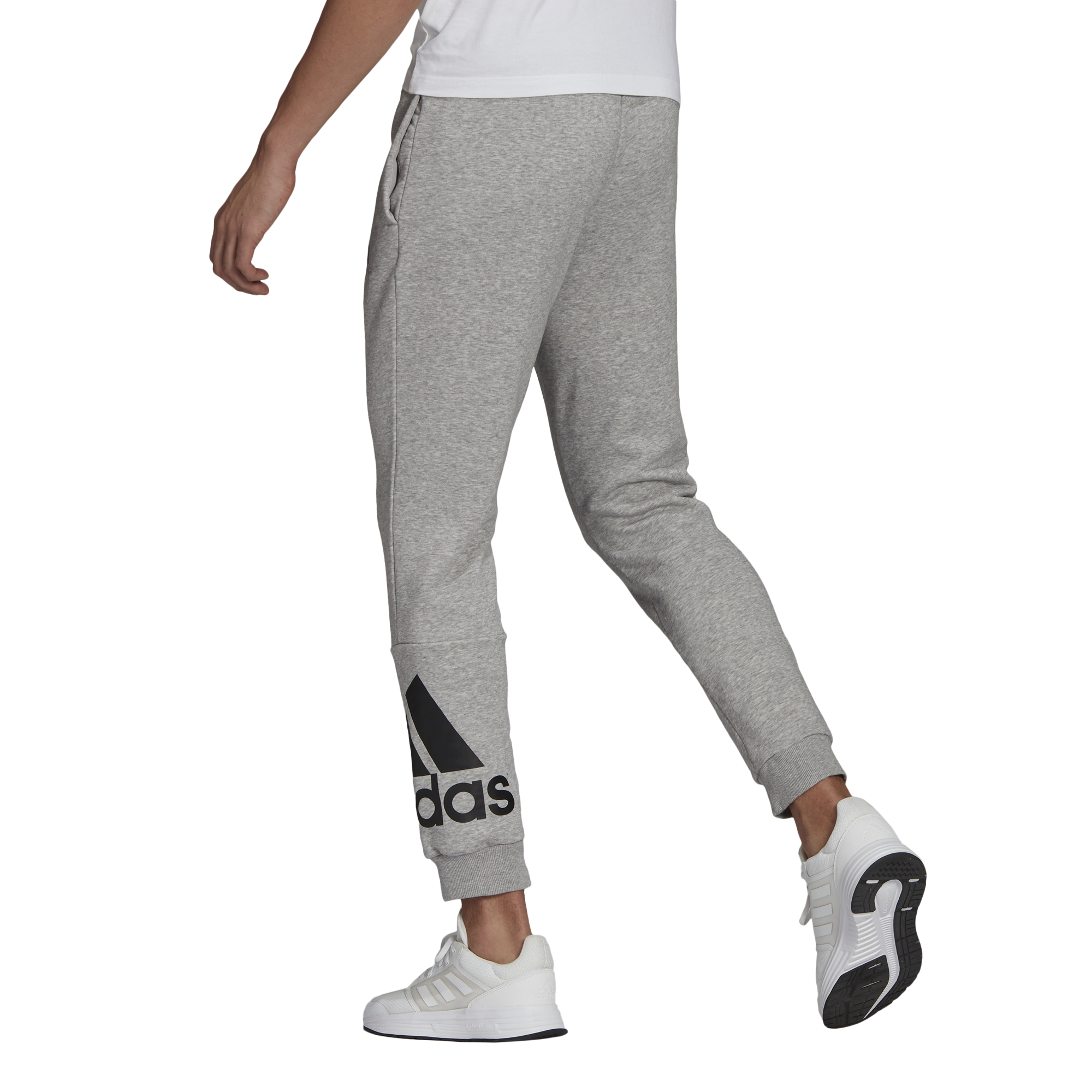 ESSENTIALS TAPERED CUFF LOGO PANTS