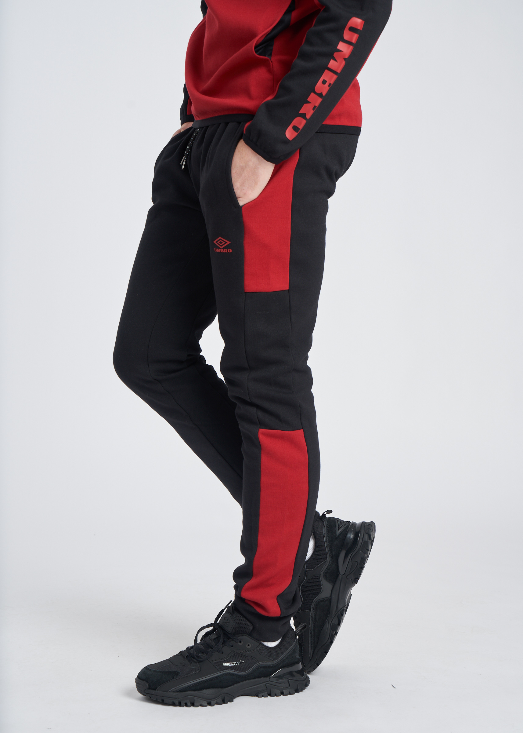 UTILITY CLR BLOCK JOGGER BLACK / RED DAHLIA