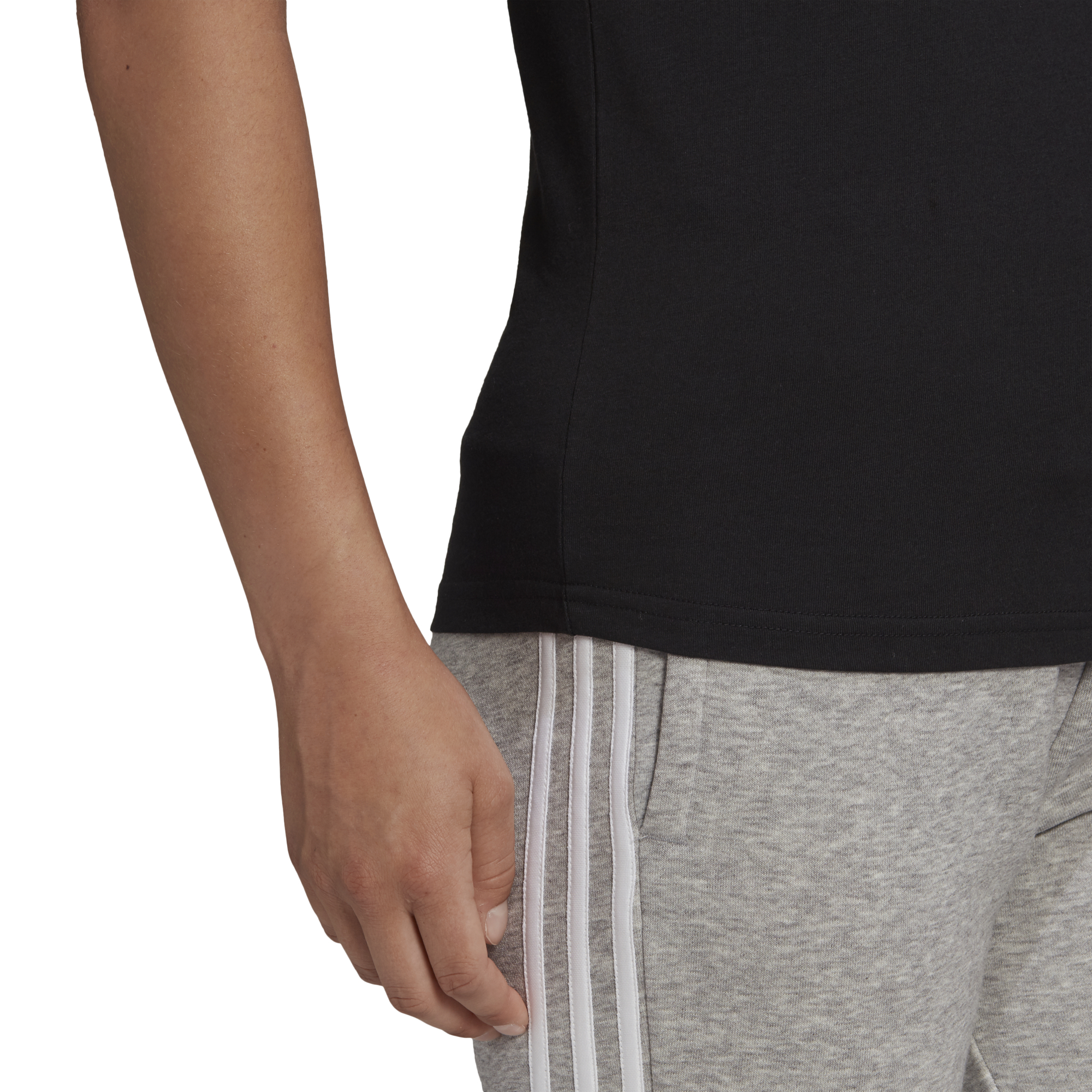 Camiseta Adidas Essentials