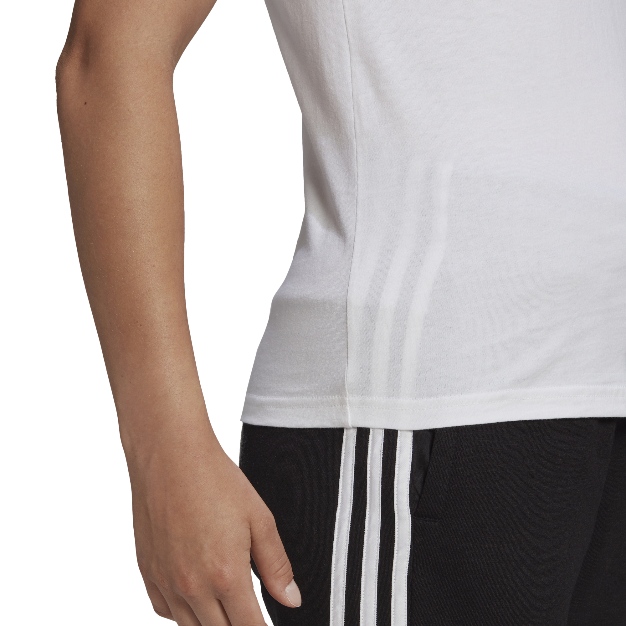 Camiseta Adidas Essentials