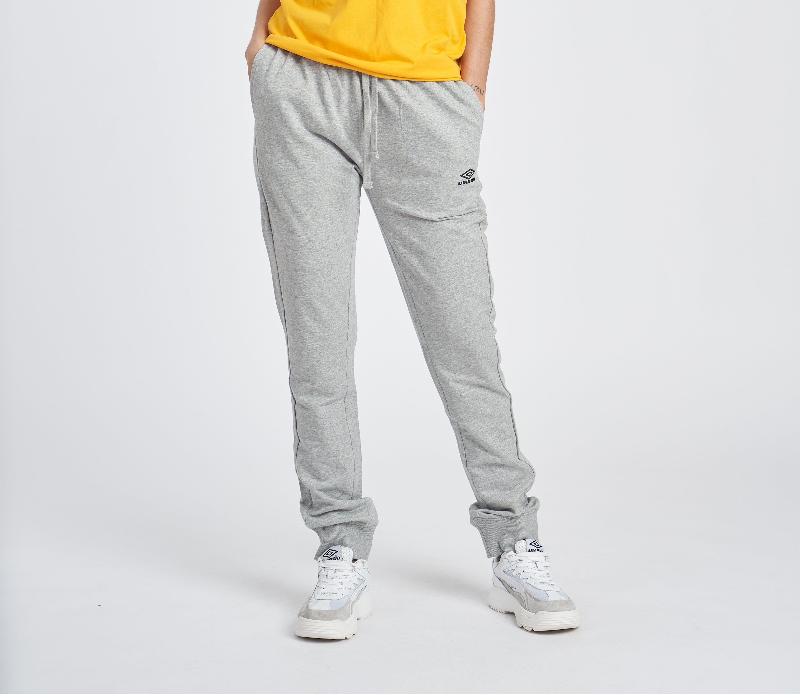 Pantalón Umbro Slim Fit Jogger Grey Marl