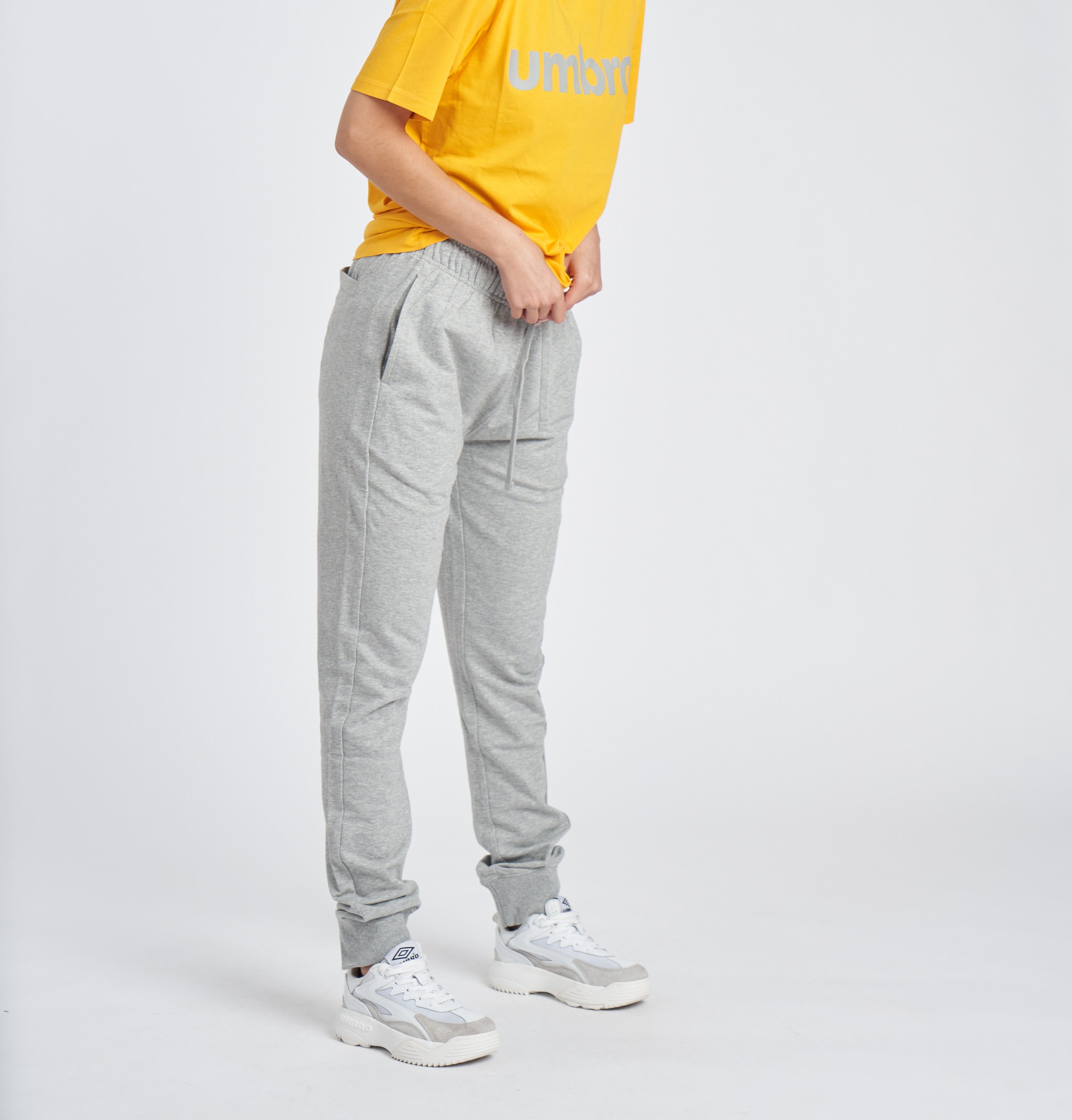 Pantalón Umbro Slim Fit Jogger Grey Marl