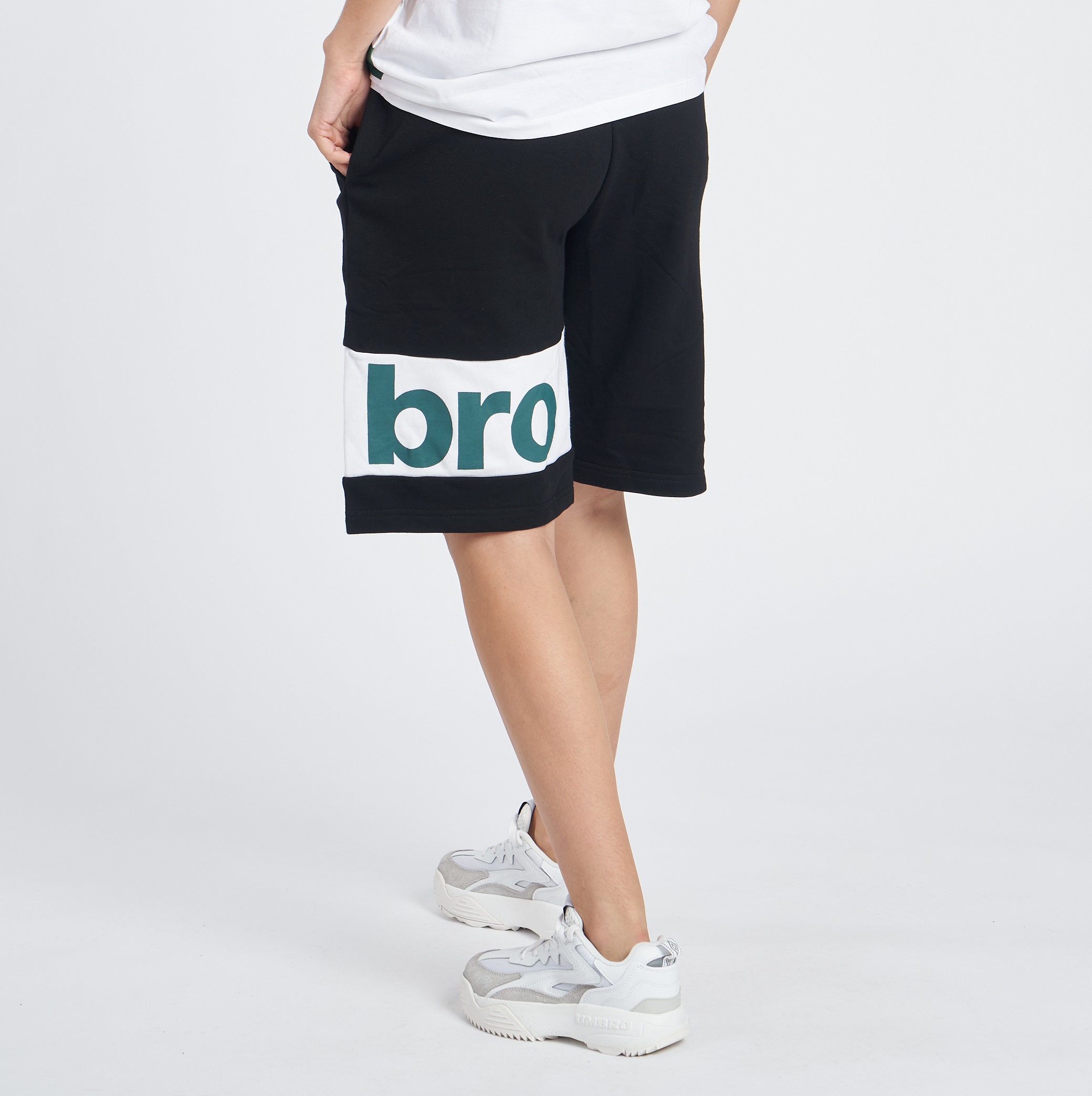 Pantalón Umbro Short Pant Black