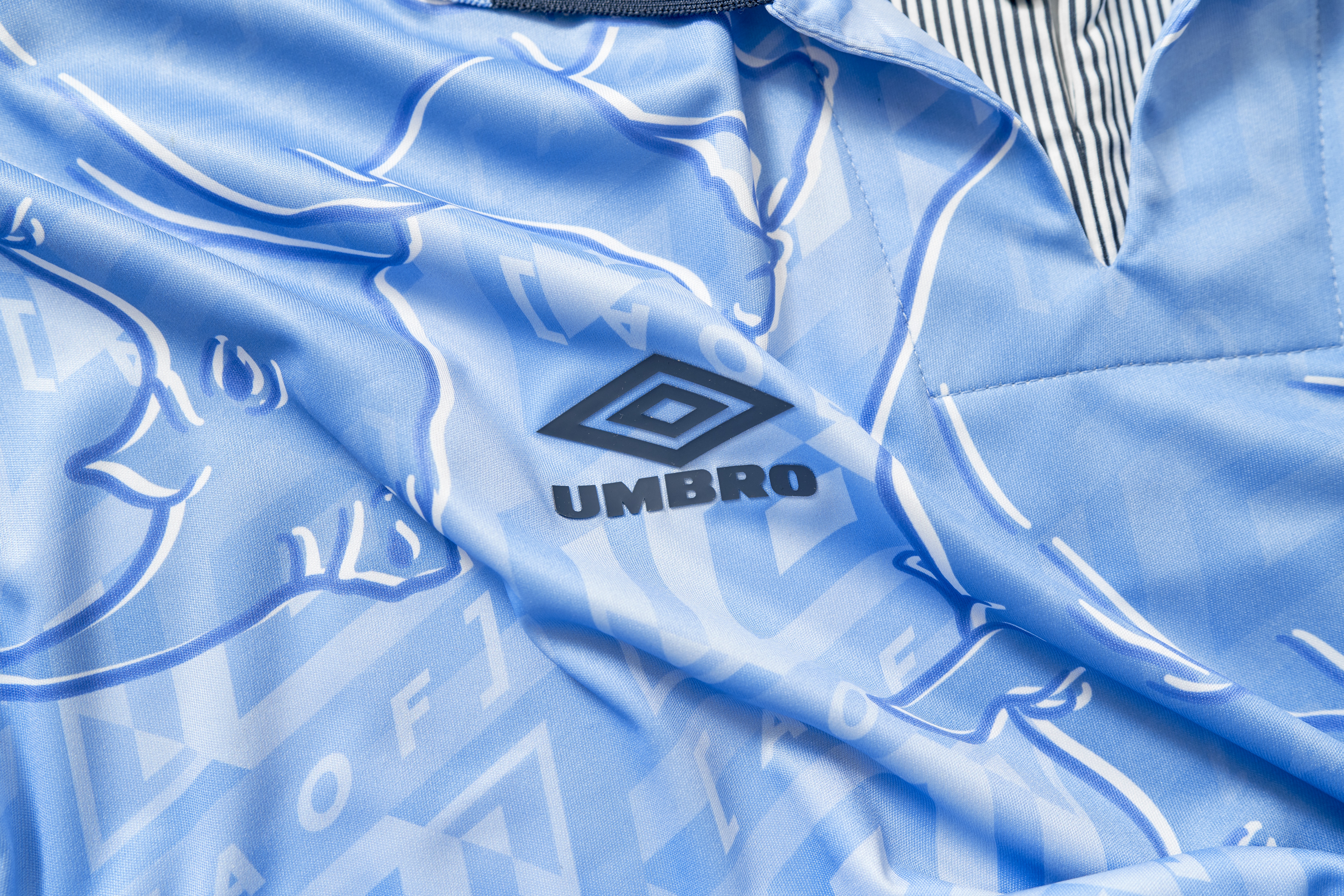 Camiseta Umbro x AOF Rhino Jersey