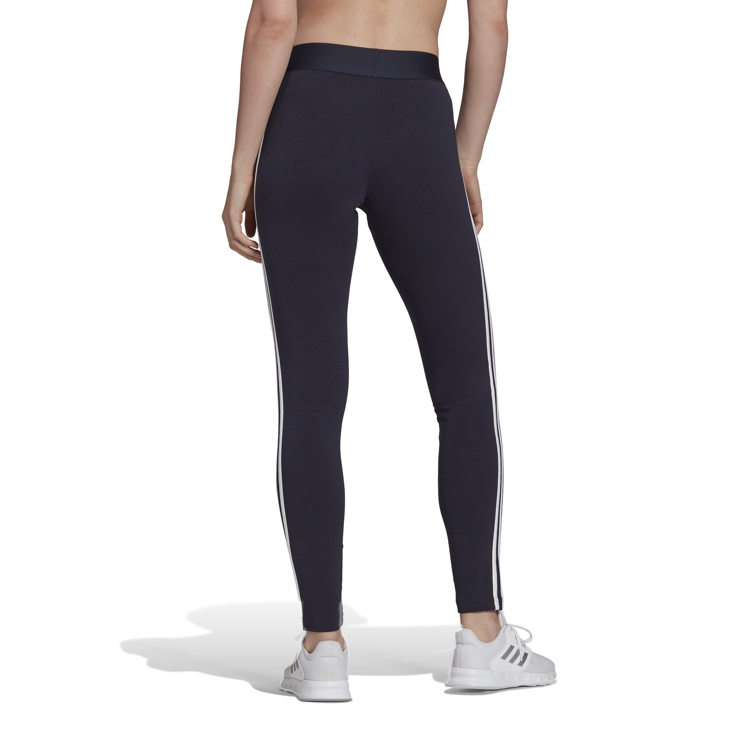Malla Adidas Essentials Negra
