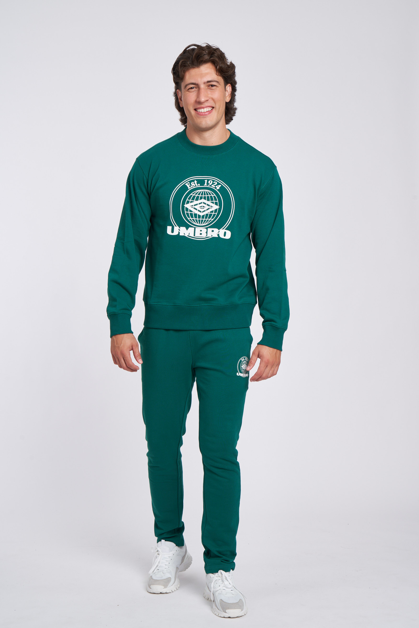 PANTALÓN UMBRO COLLEGIATE GRAPHIC JOGGER