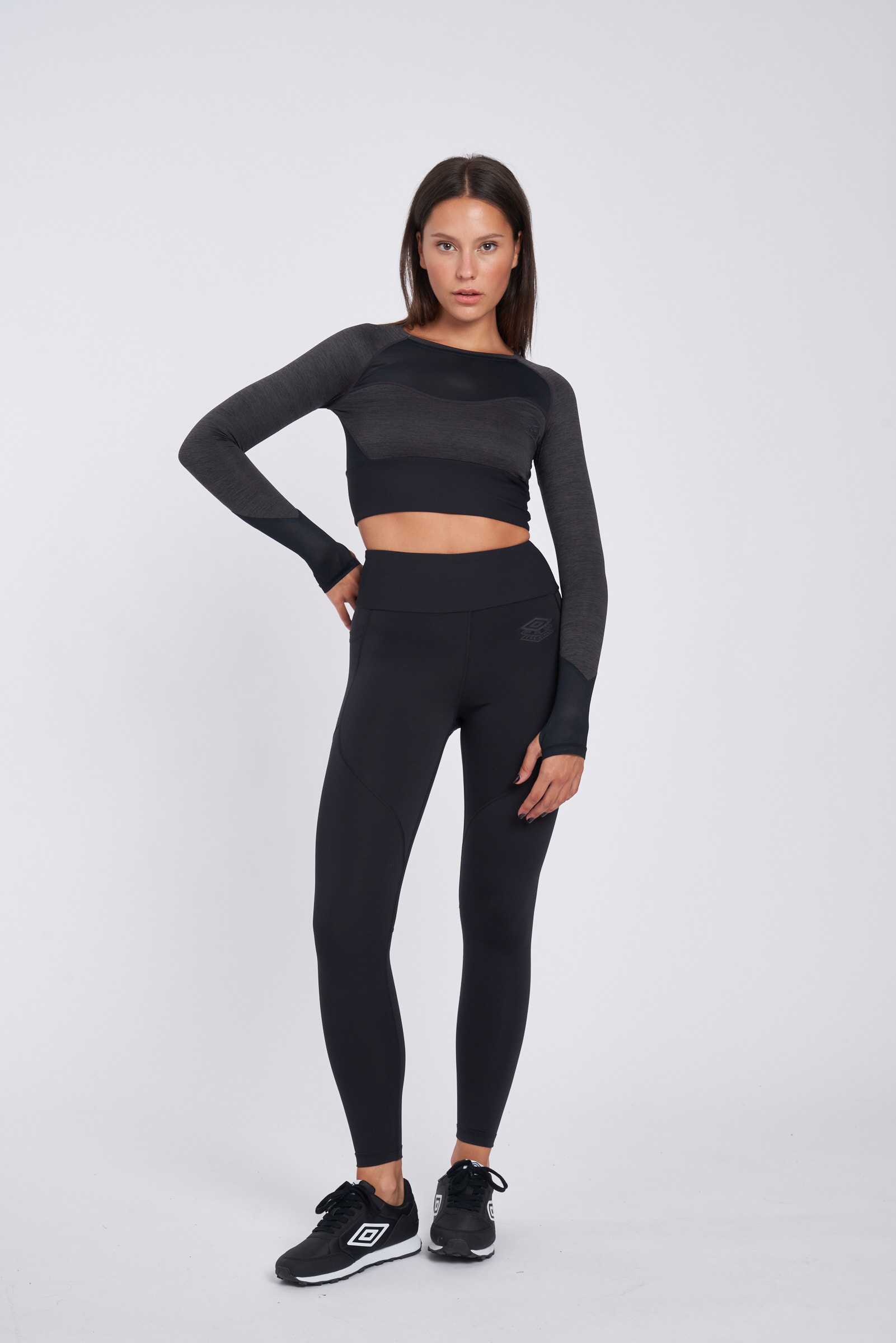 CAMISETA UMBRO UMBRO PRO TRAINING CROPPED LS TOP - WOMENS