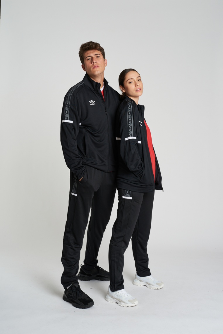 Chaqueta Umbro Legacy Negra