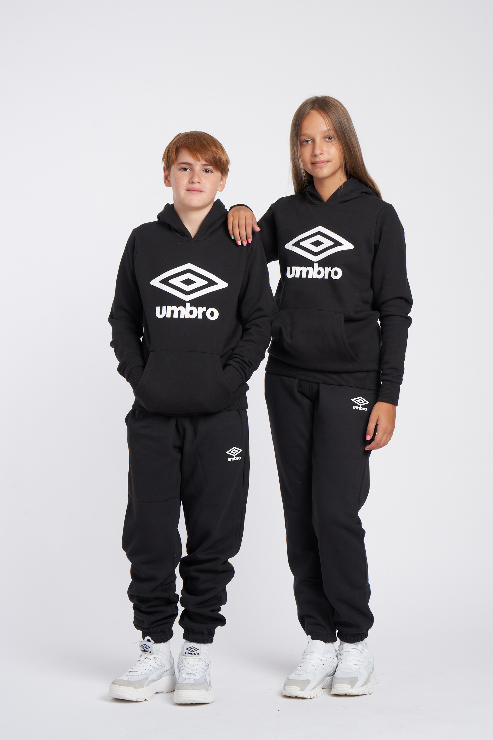  PANTALON UMBRO FLEECE JOGGER JUNIOR BLACK / WHITE