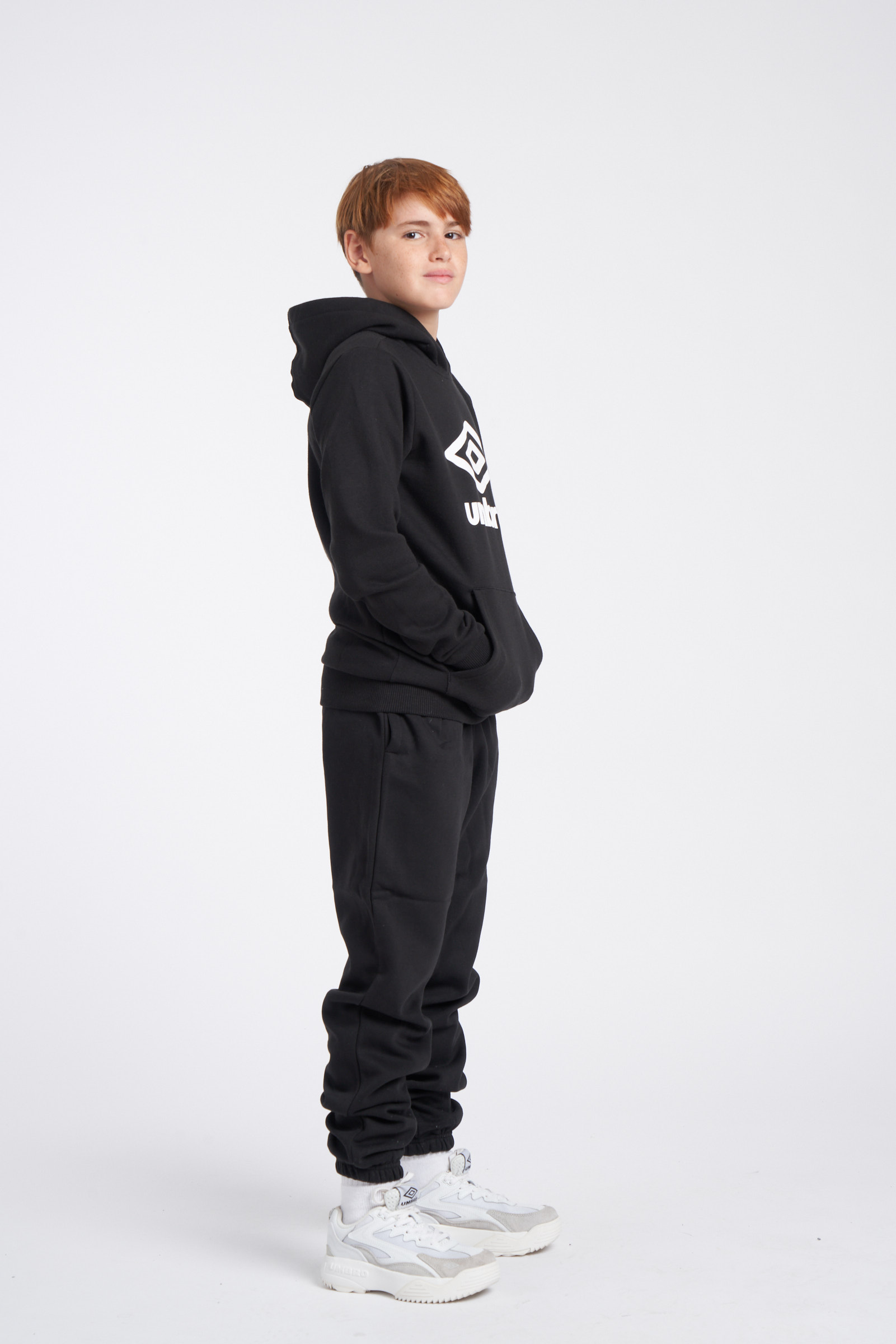  PANTALON UMBRO FLEECE JOGGER JUNIOR BLACK / WHITE