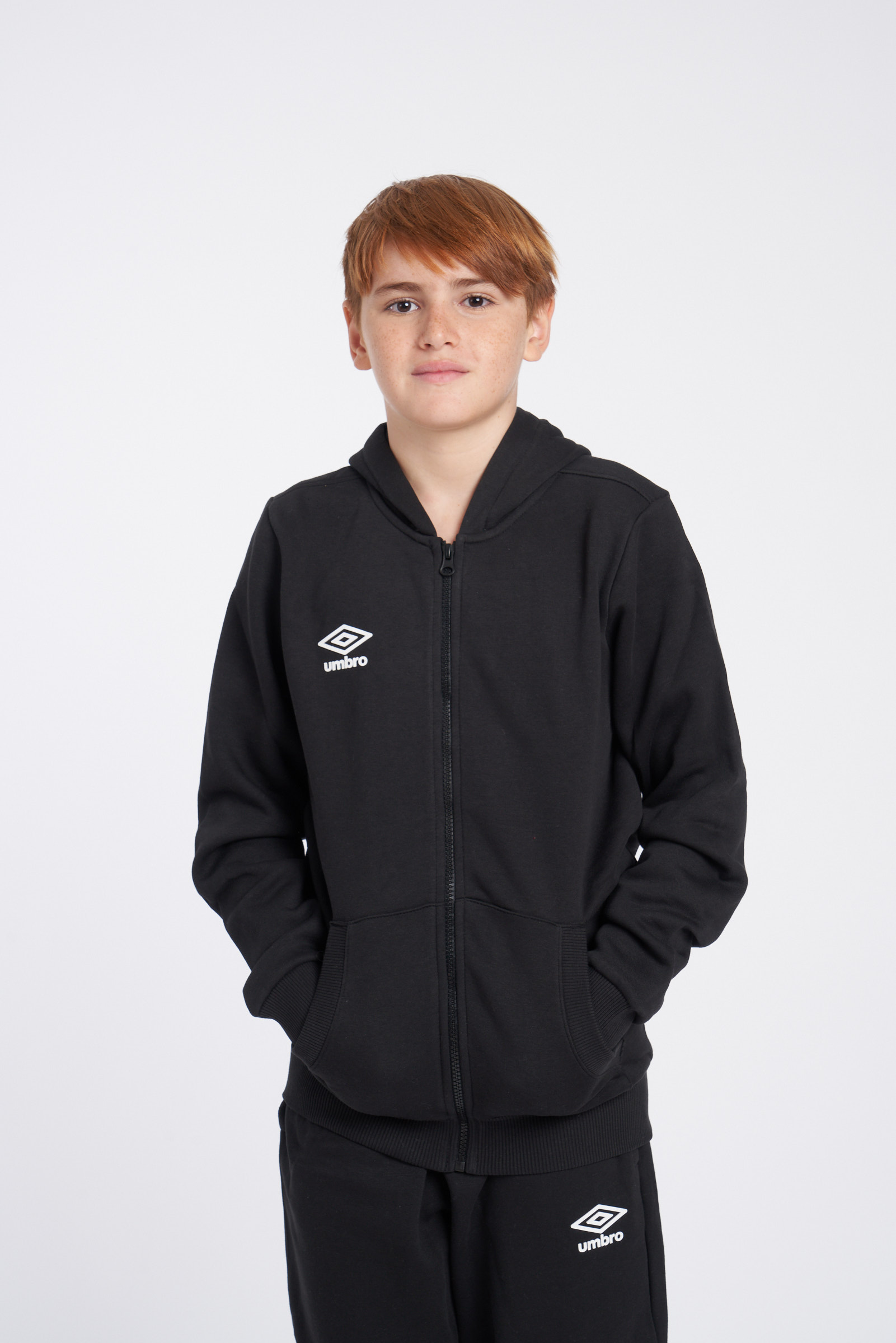 CHAQUETA UMBRO FLEECE ZIP THROUGH SMALL LOGO HOODIE JUNIOR BLACK / WHITE