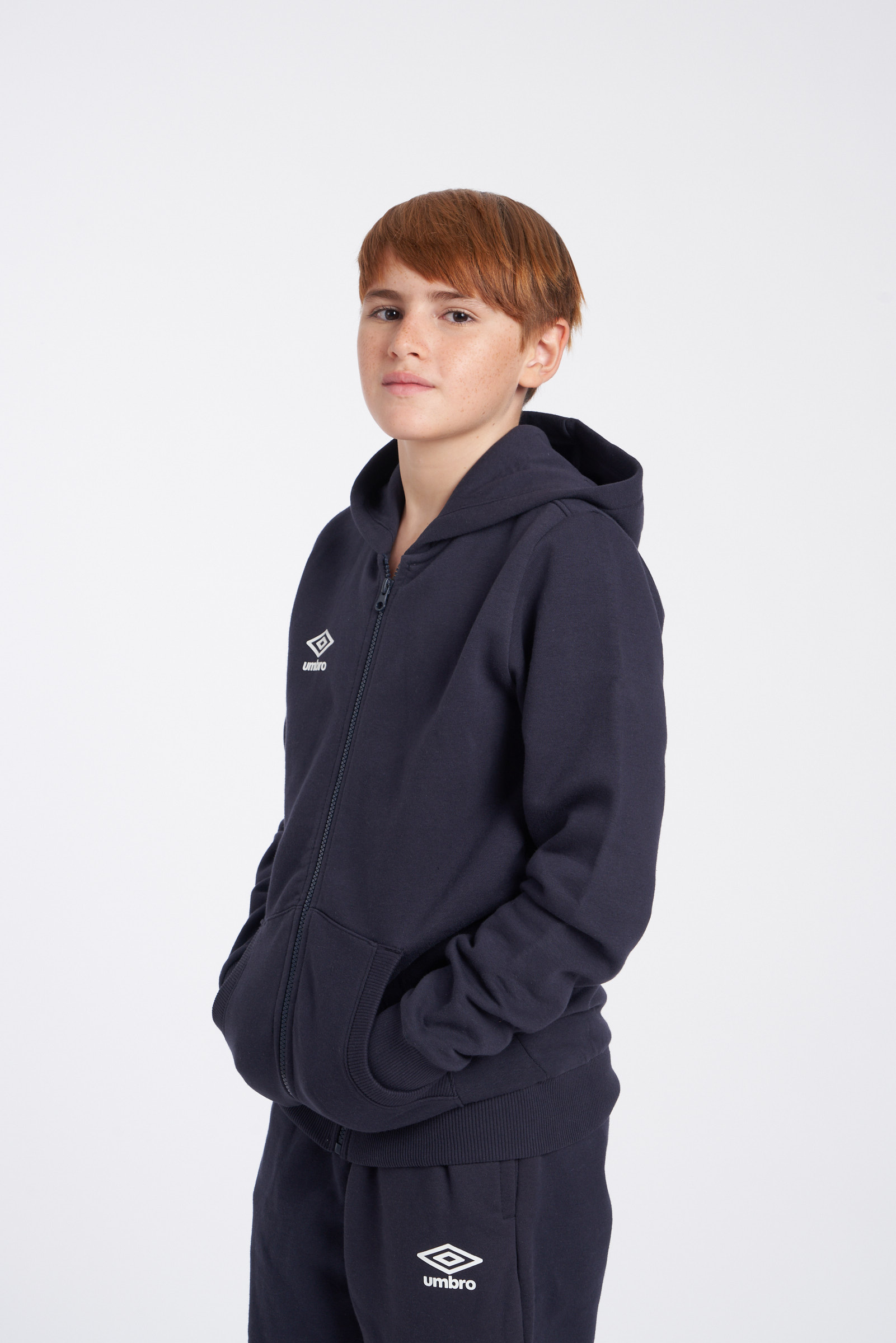 CHAQUETA UMBRO FLEECE ZIP THROUGH SMALL LOGO HOODIE JUNIOR DARK NAVY / WHITE