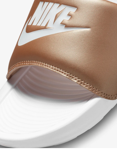 Chancla Nike Victori One Blanca