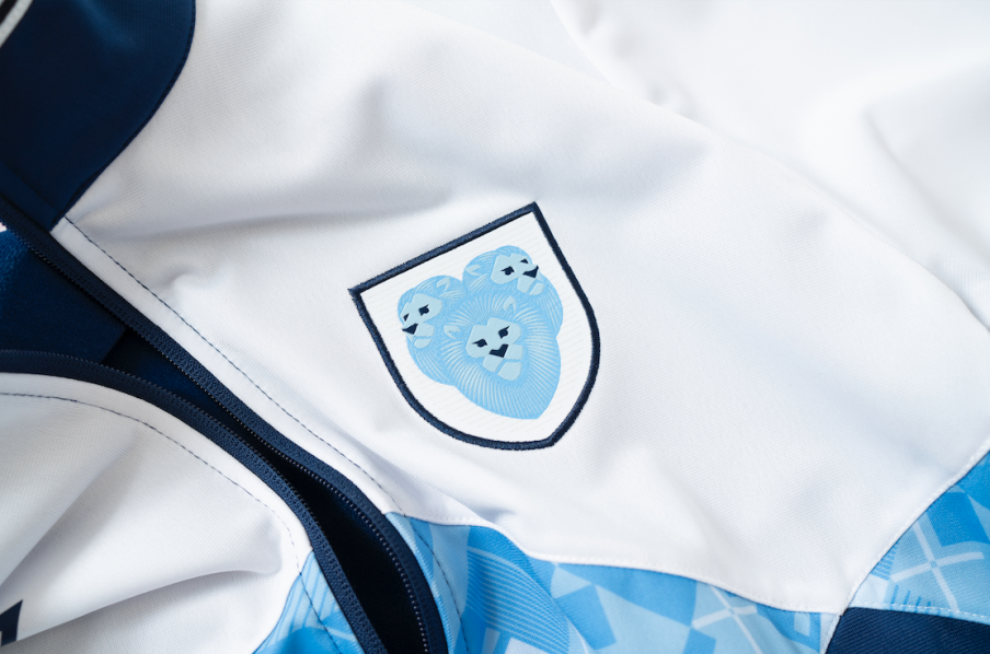 Chaqueta Umbro Track Top - England Medieval Blue / Brilliant White / Vista Blue