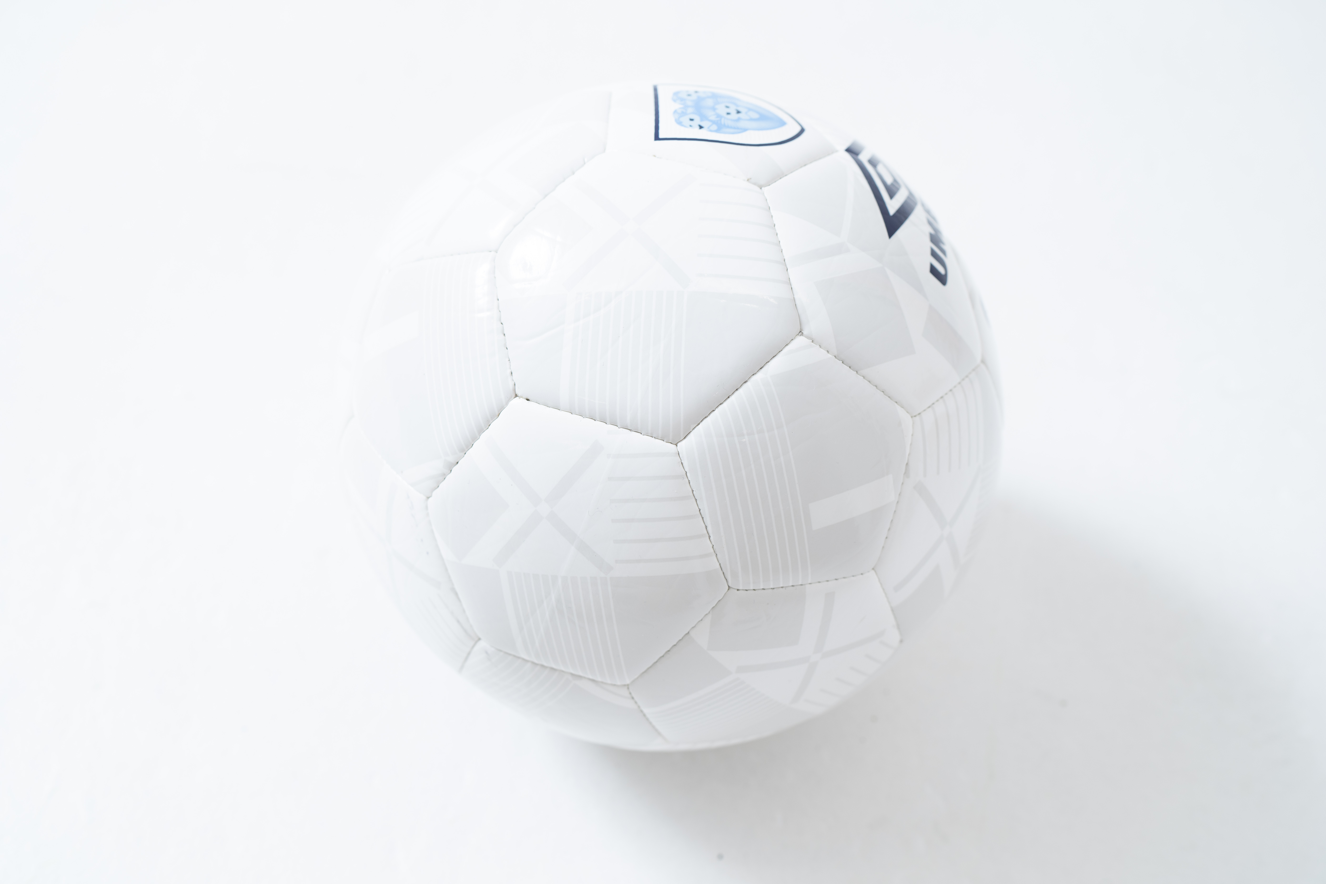 Balón Umbro England Supporter Ball White / Dark Navy