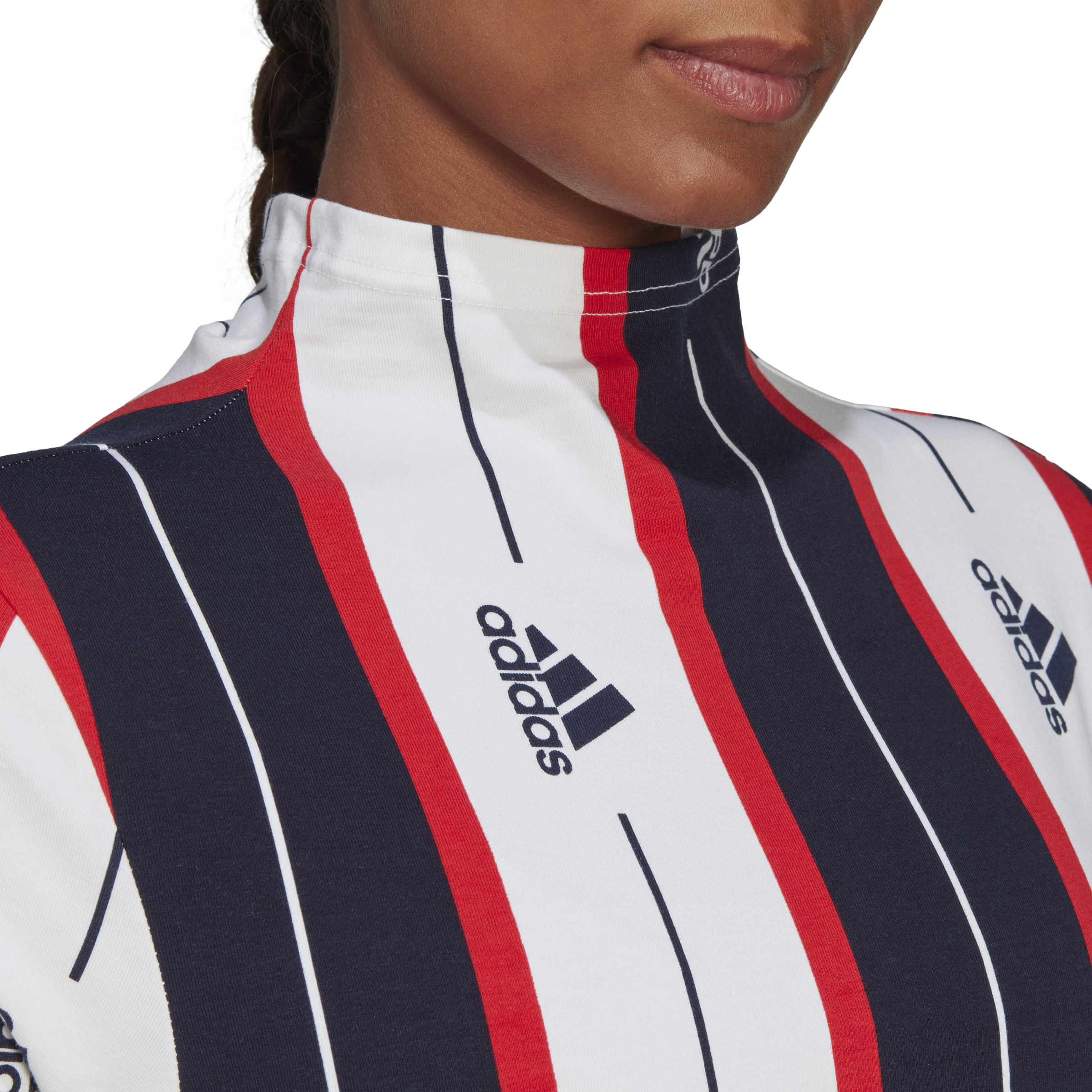 Camiseta Adidas Essentials Estampada