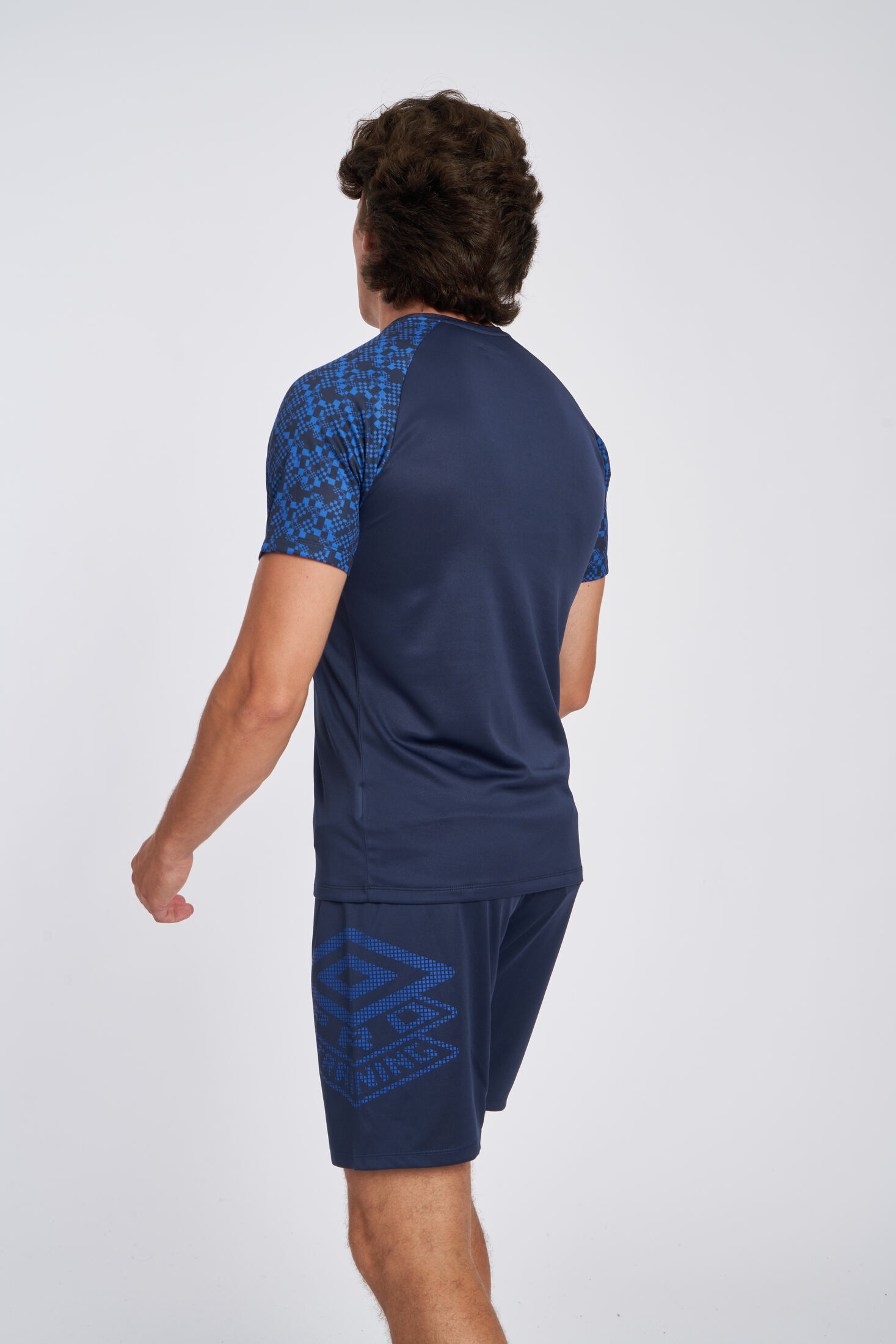 CAMISETA UMBRO PRO TRAINING ACTIVE GRAPHIC SLEEVE JERSEYDARK NAVY / REGAL BLUE