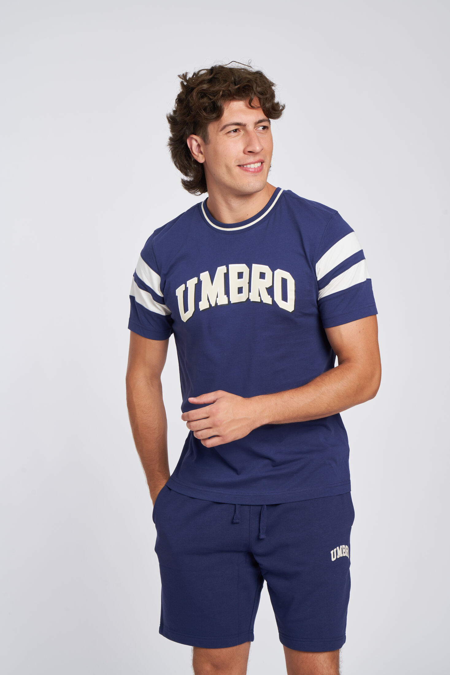 Camiseta Umbro Varsity Marino