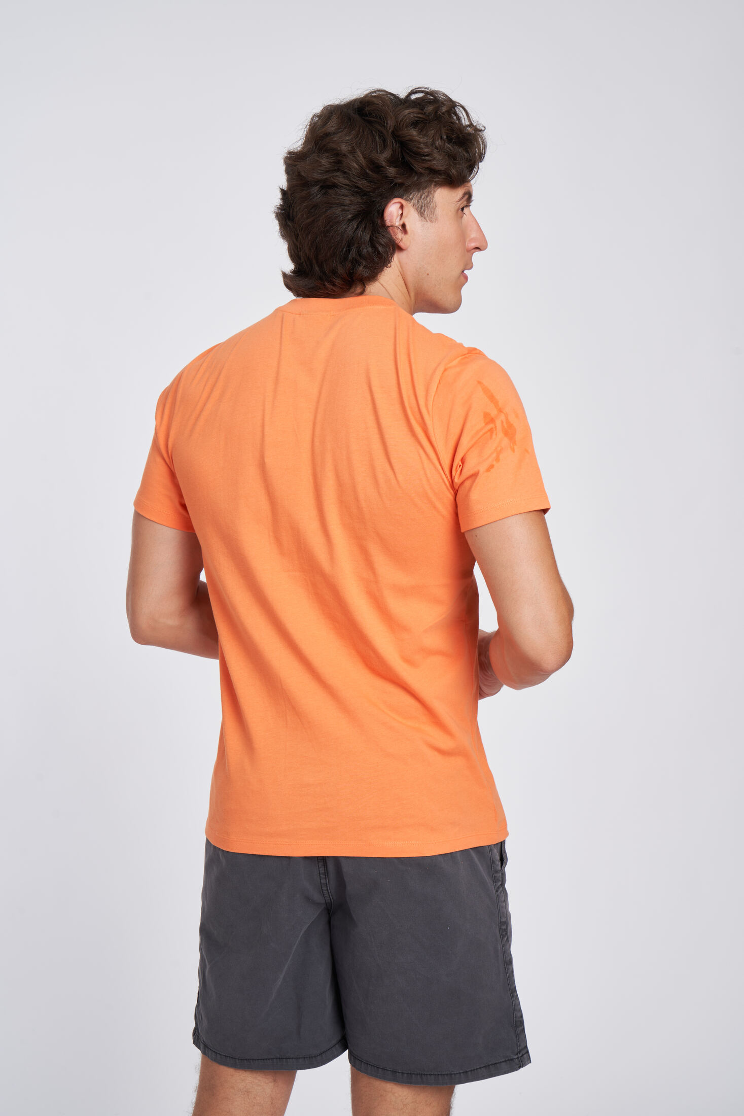 CAMISETA UMBRO FW LINEAR LOGO GRAPHIC TEECORAL ROSE