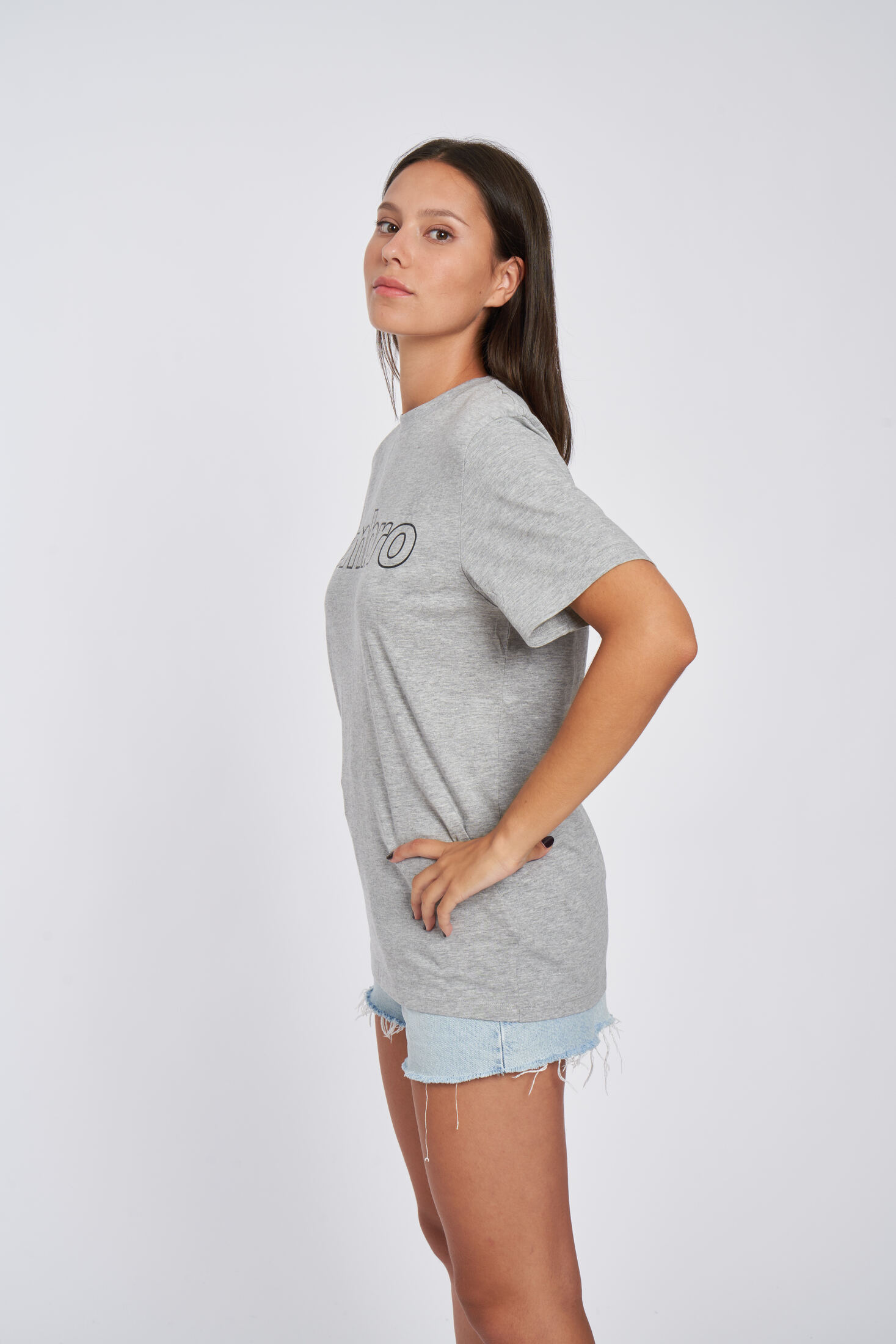 CAMISETA UMBRO FW LINEAR LOGO GRAPHIC TEEGREY MARL