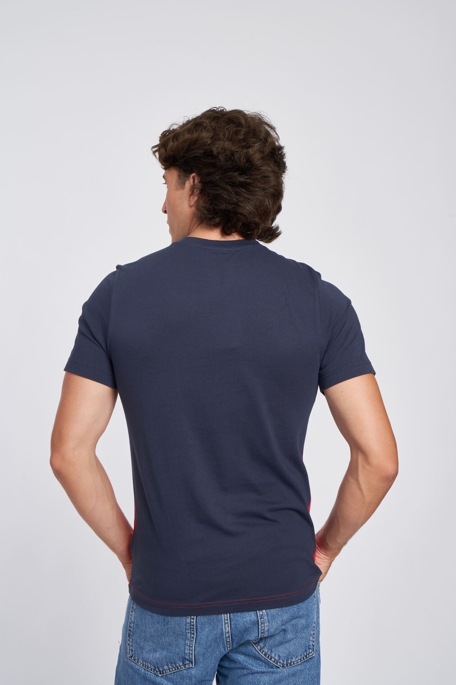 CAMISETA UMBRO FW SPORTSWEAR T-SHIRTDARK NAVY / VERMILLION / BRILLIANT WHITE