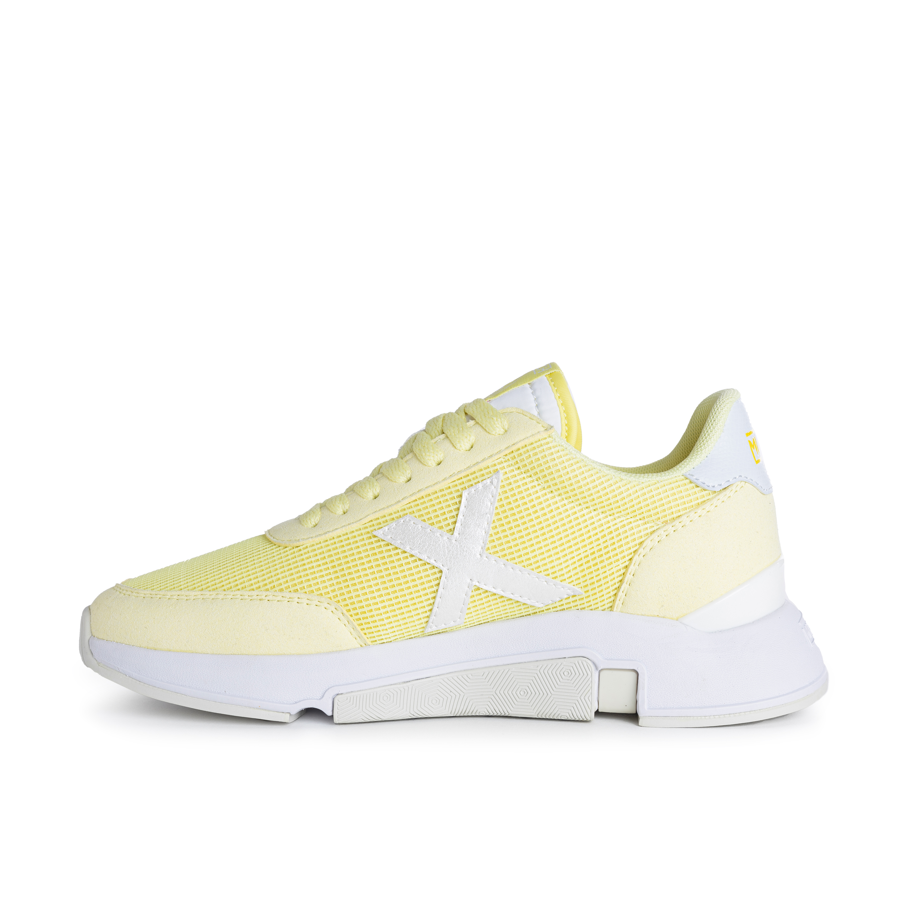 Zapatilla Munich Versus 42 Amarillo