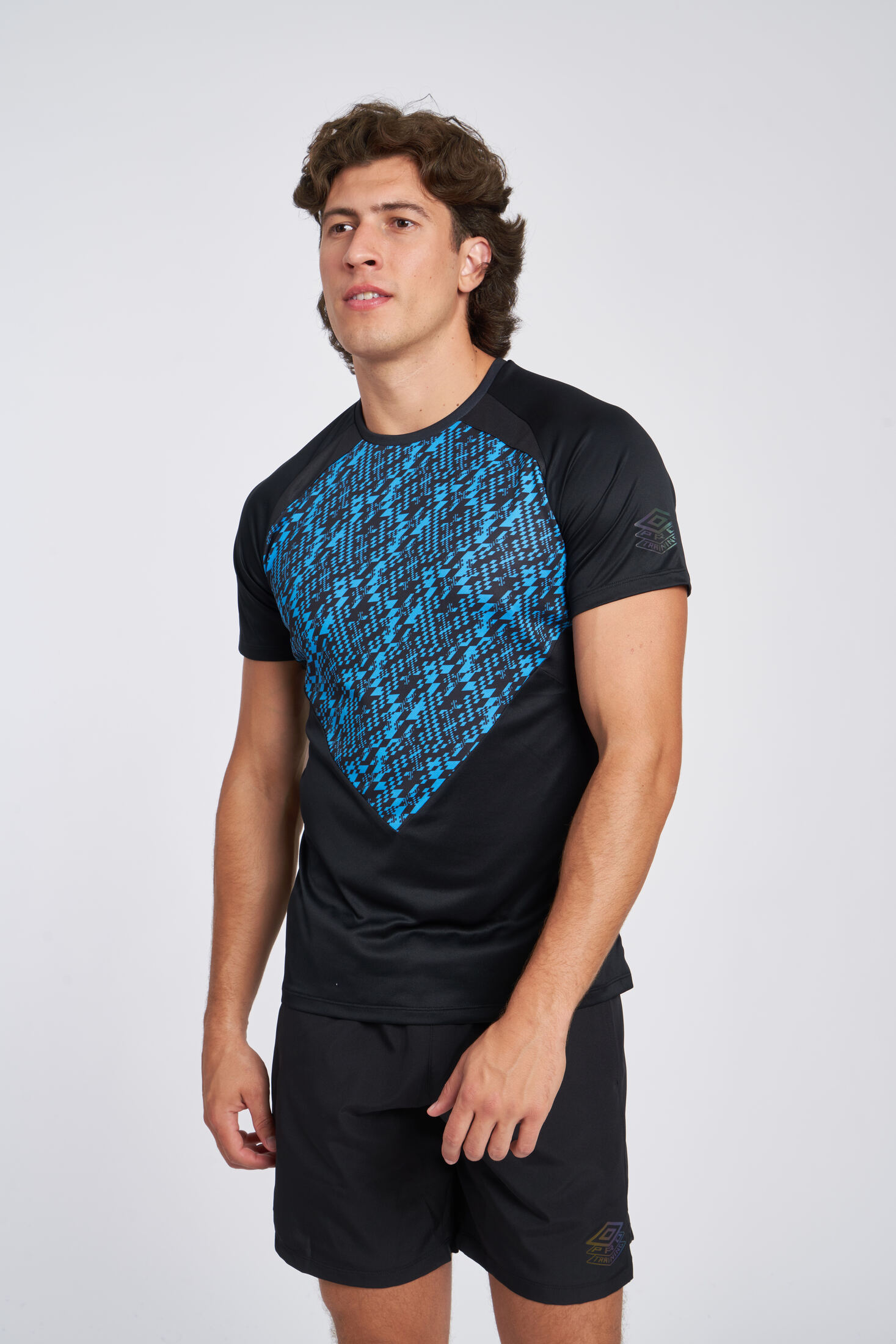 Camiseta Umbro Pro Training Graphic Jersey Black / Malibu Blue