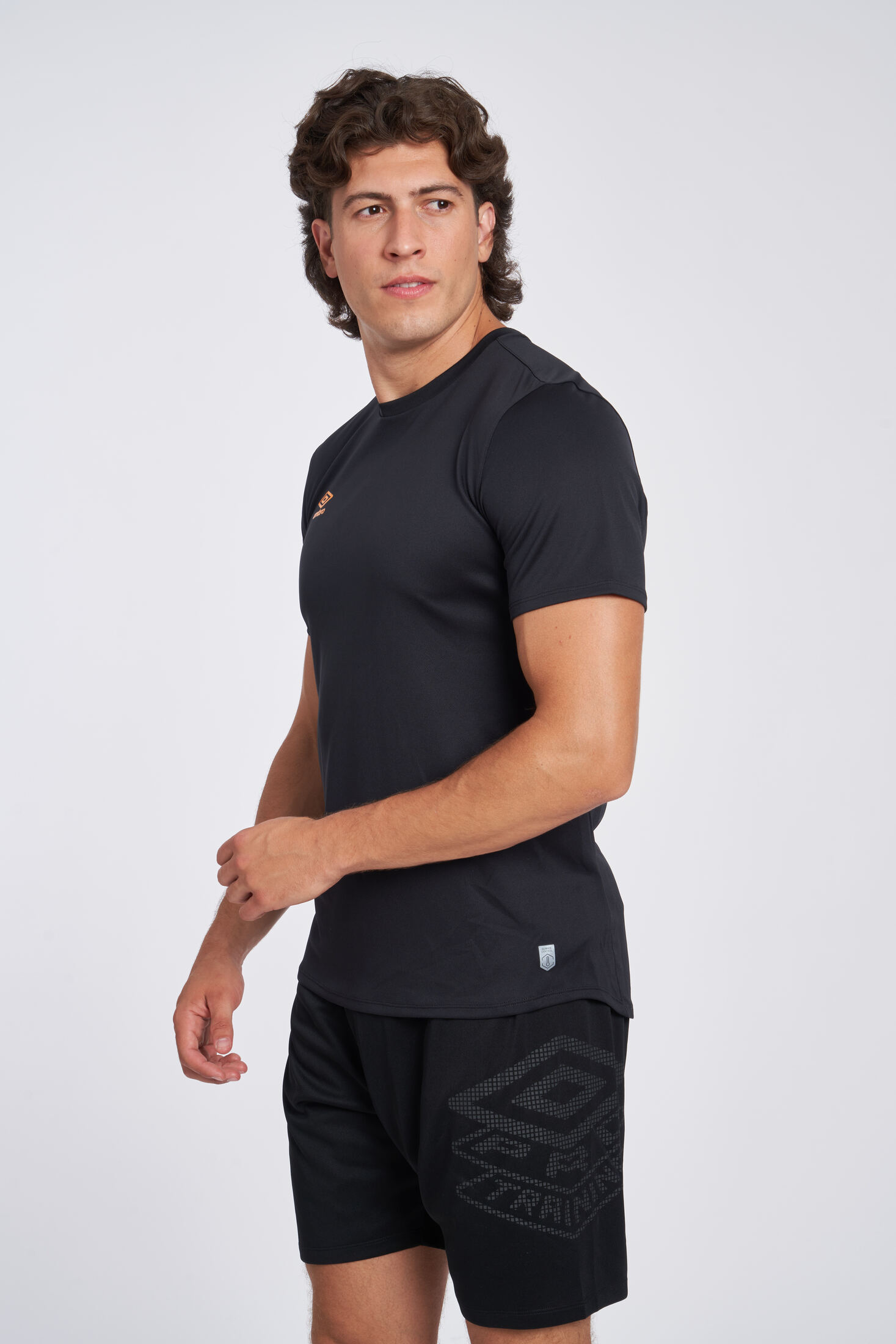 Pantalón Umbro Pro Training Active Poly Shortblack / Gunmetal