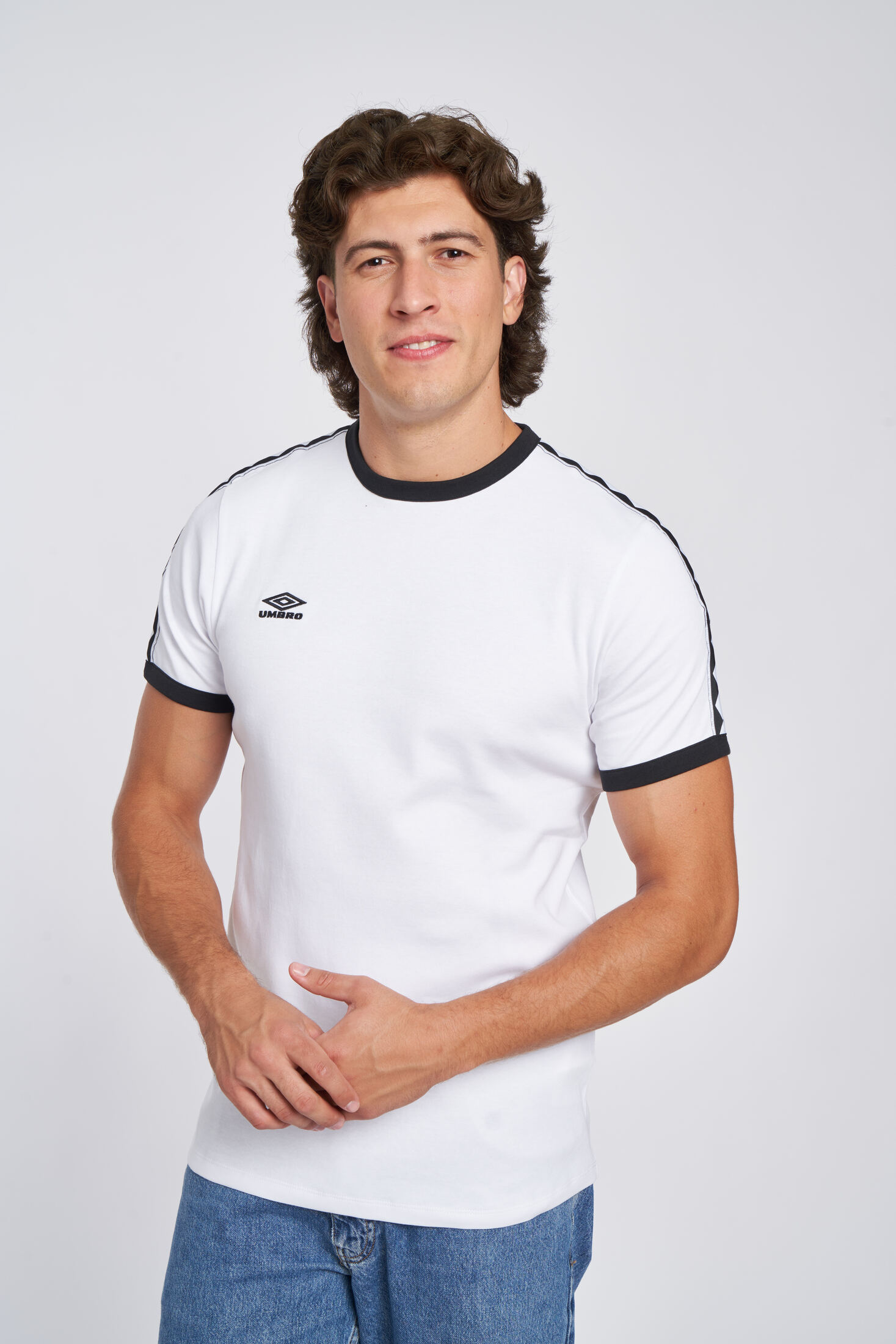 Camiseta Umbro Taped Ringer Tee Brilliant White / Black