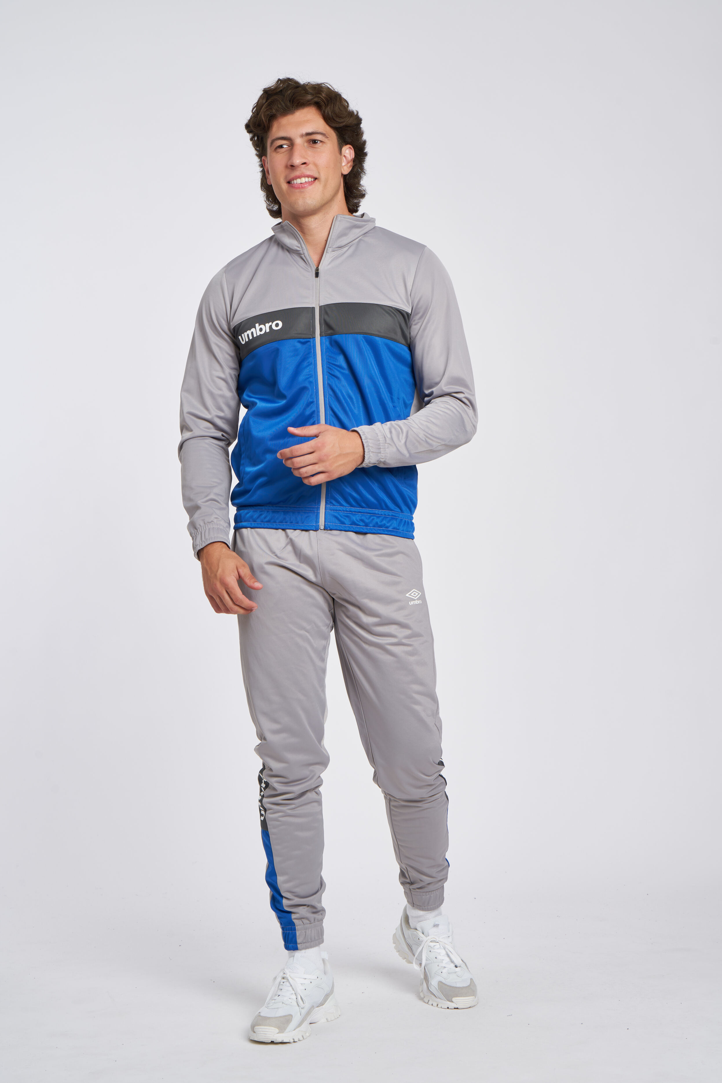 Pantalon Umbro Fw Sportswear Track Pantgrey Marl / Nouvean Navy / Woodland Grey