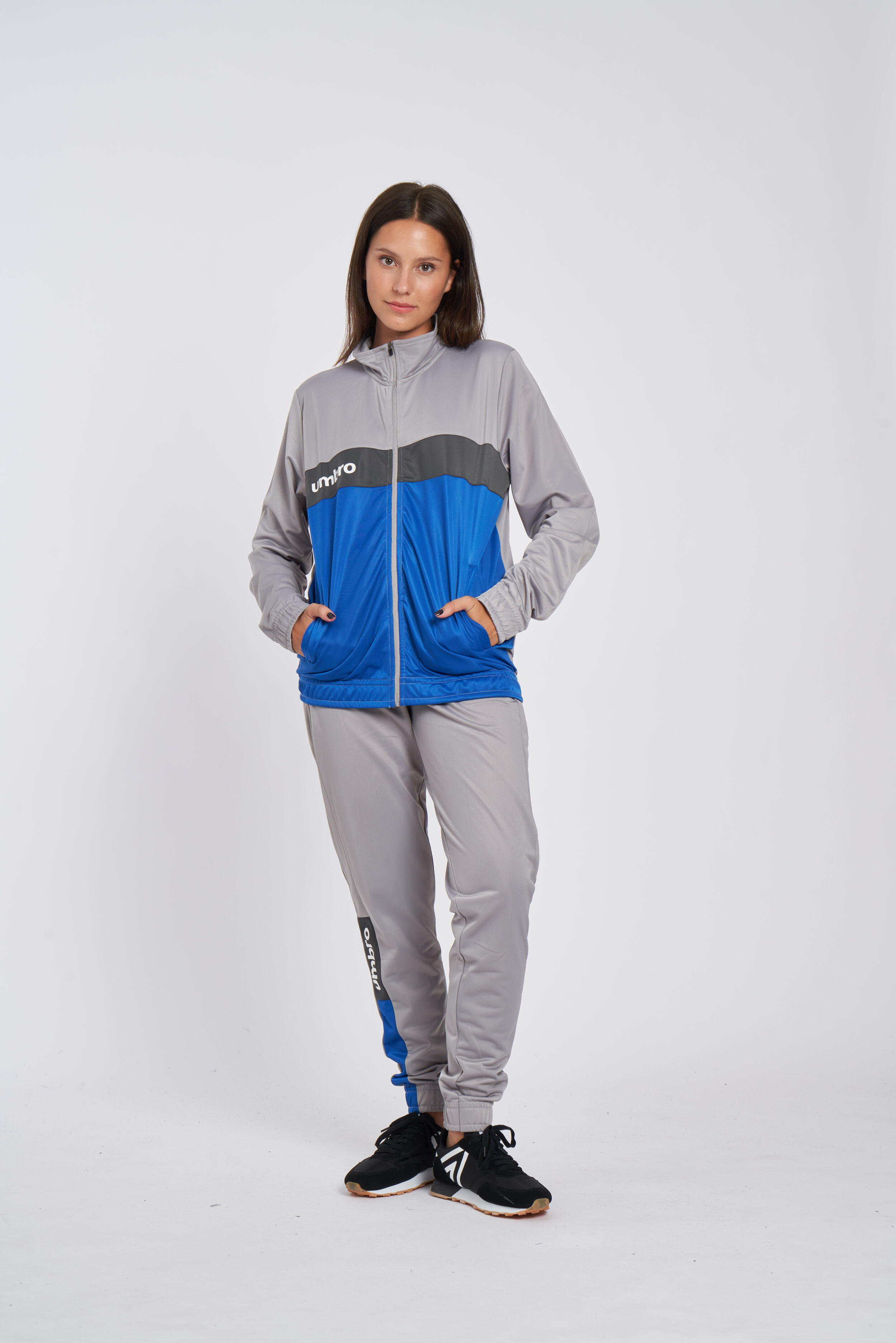 Pantalon Umbro Fw Sportswear Track Pantgrey Marl / Nouvean Navy / Woodland Grey