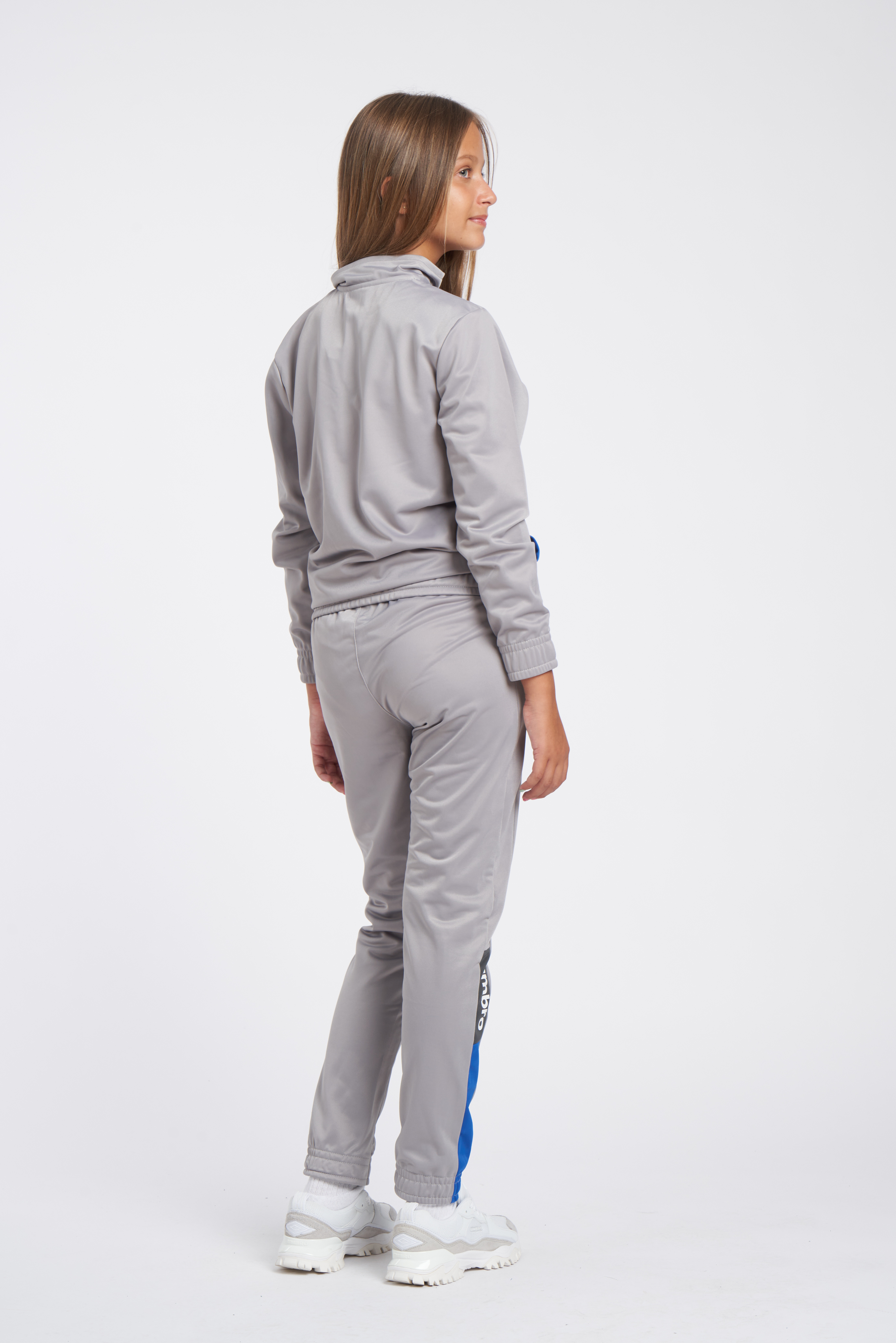 Pantalón Umbro Fw Sportswear Track Pant - Jnrgrey Marl / Nouvean Navy / Woodlad Grey