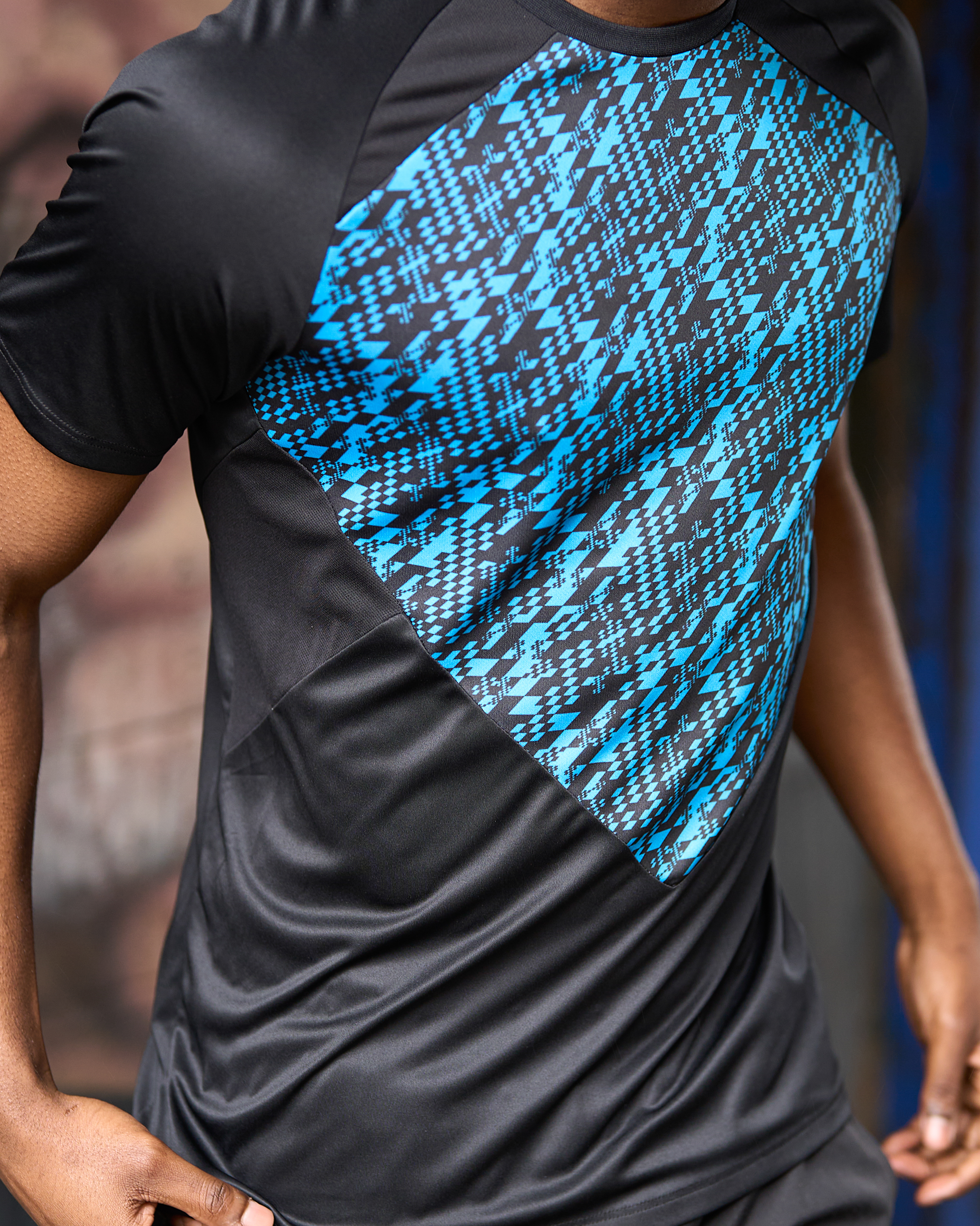 Camiseta Umbro Pro Training Graphic Jersey Black / Malibu Blue