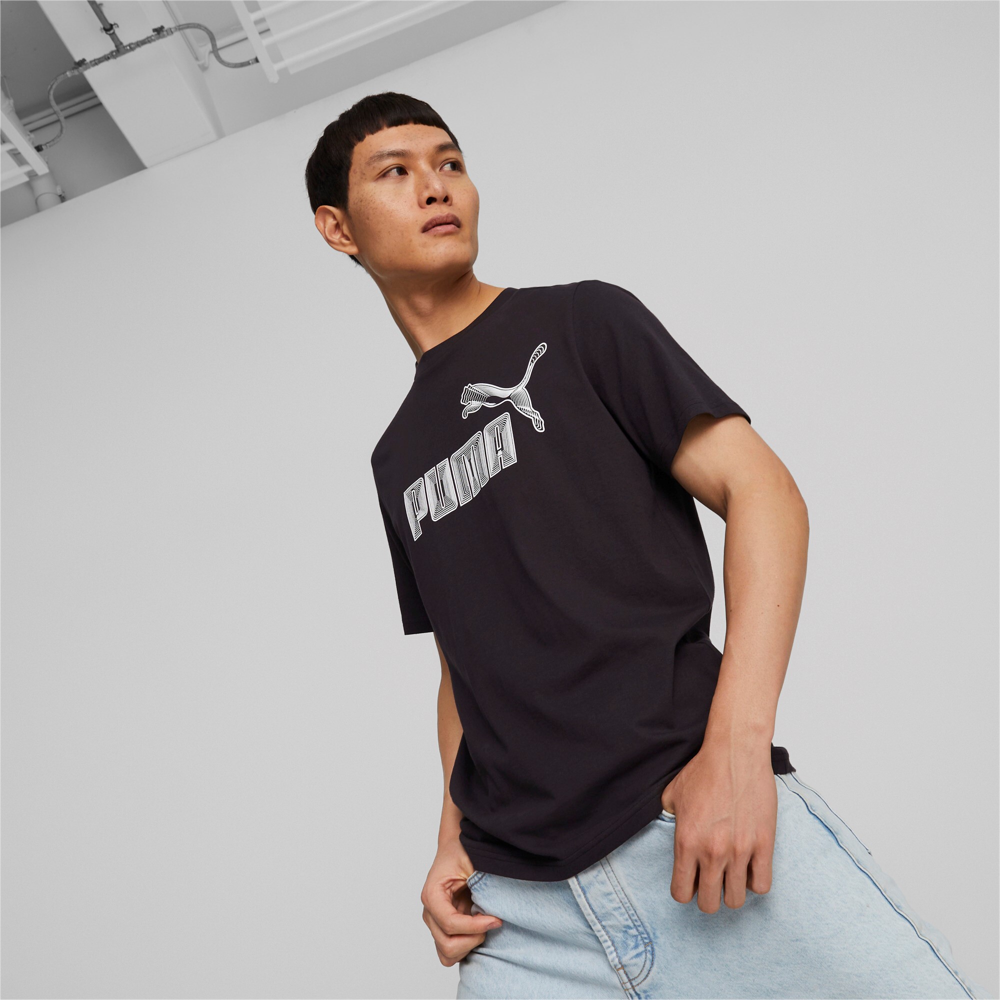 Camiseta Puma Graphics Negra